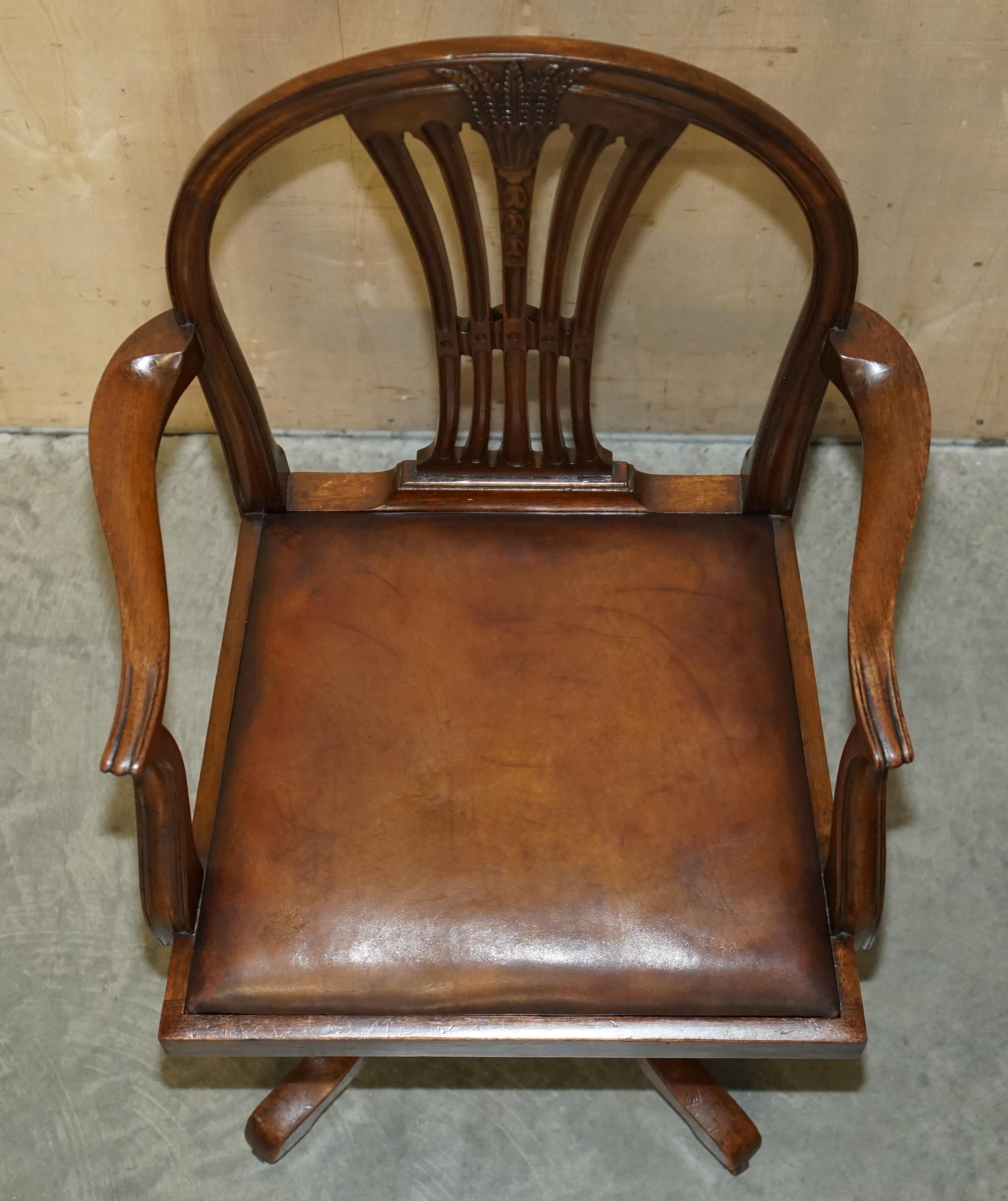 Unique Antique 1880 George Hepplewhite Wheatgrass Captains Chair Brown Leather For Sale 8