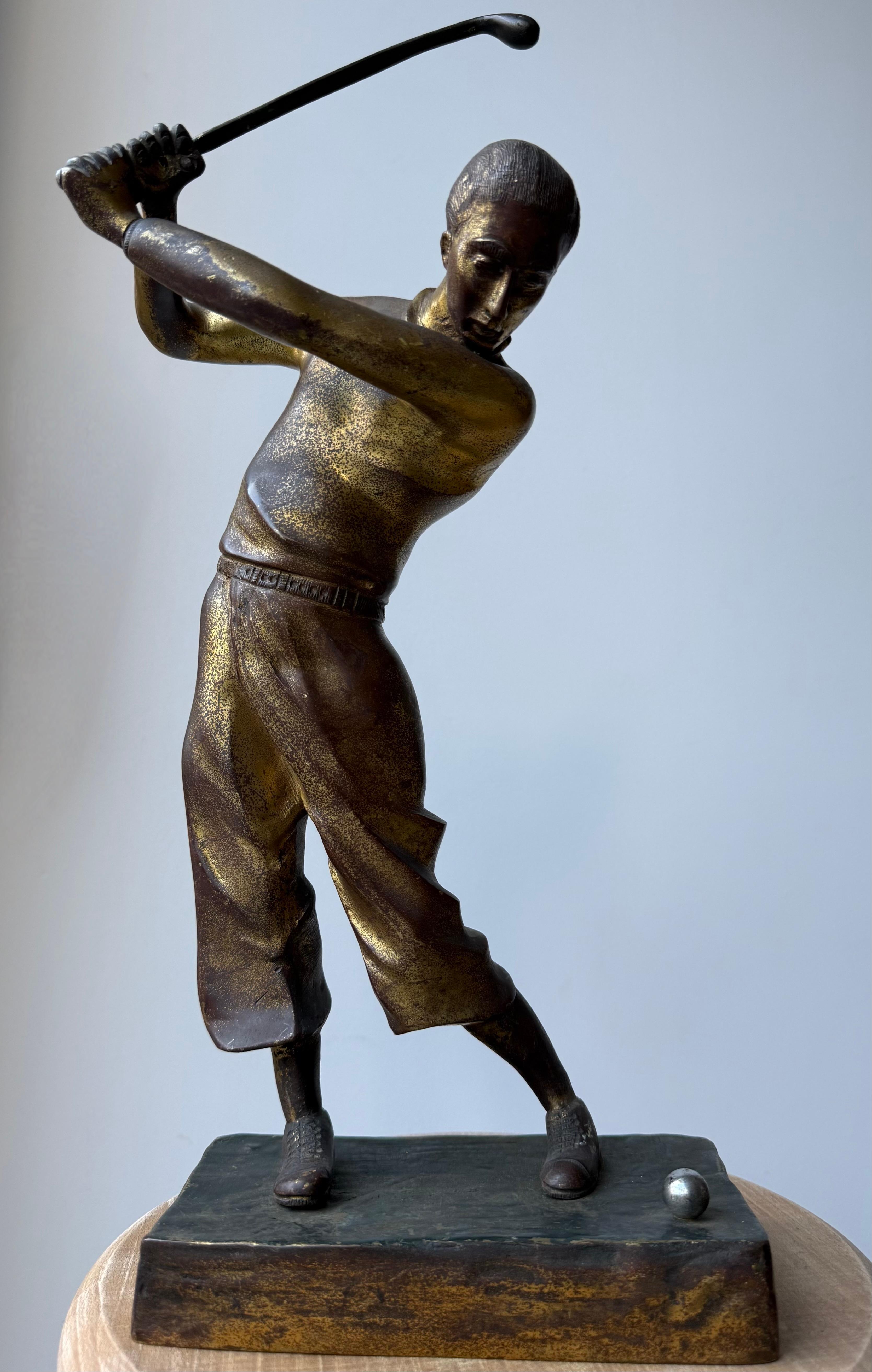 Unique Antique Hand Crafted Bronze Golf Player in Backswing Sculpture / Statue For Sale 11