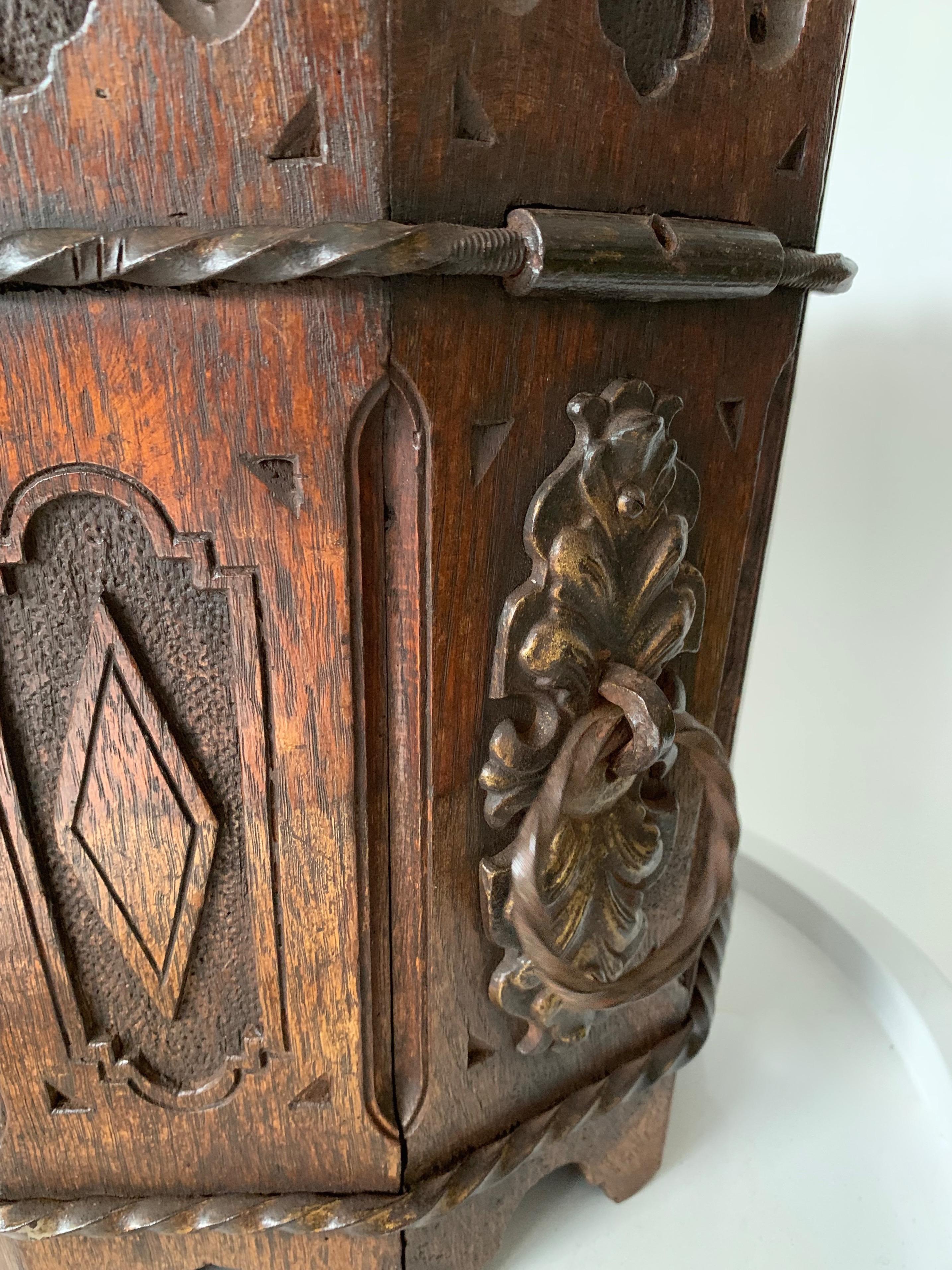 Hand-Carved Unique Antique Gothic Revival Carved Oak Jardinière Plant Stand with Zinc Liner