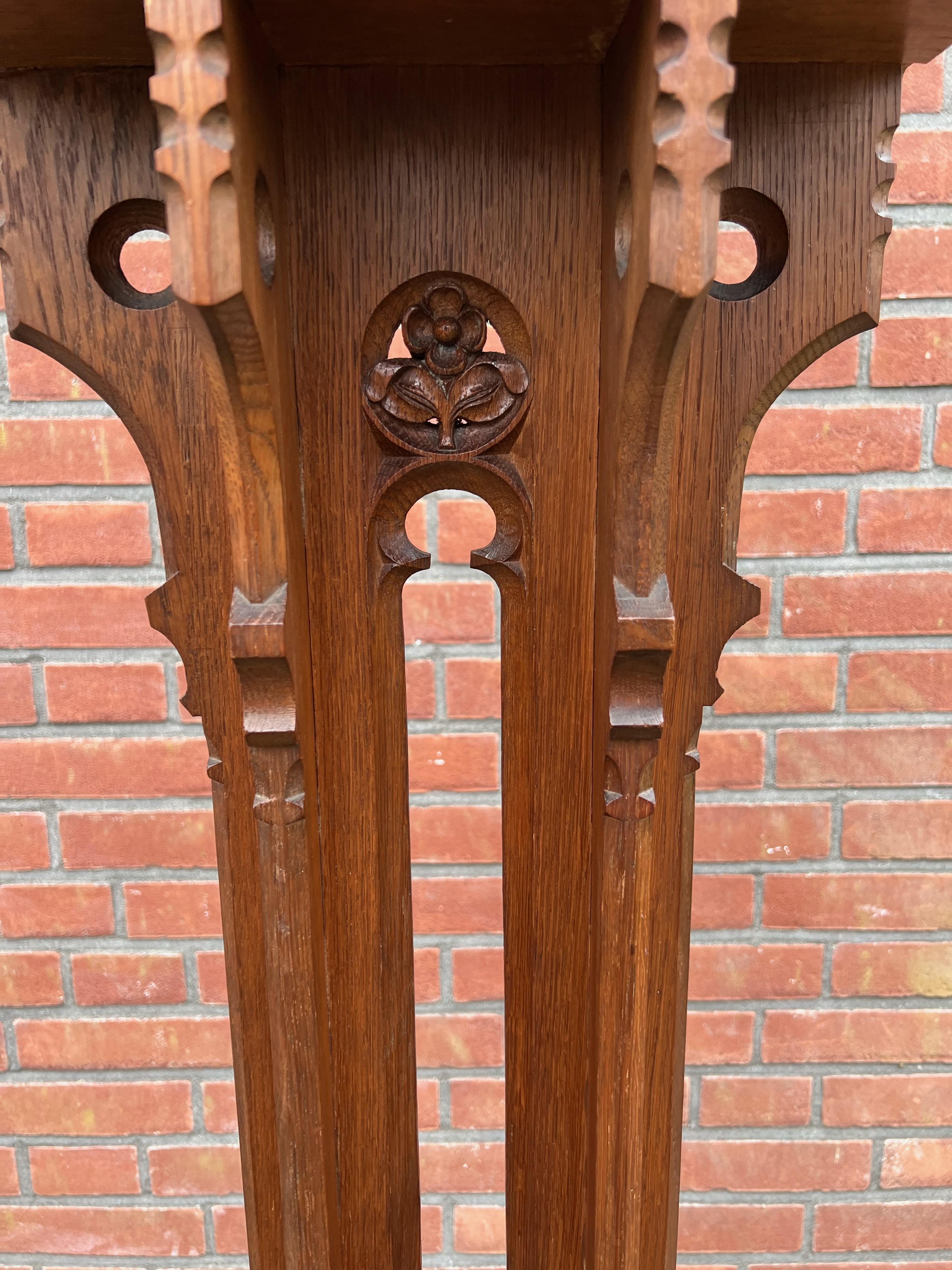 Unique Arts & Crafts era Gothic Revival Oak Pedestal / Sculpture Stand  For Sale 5