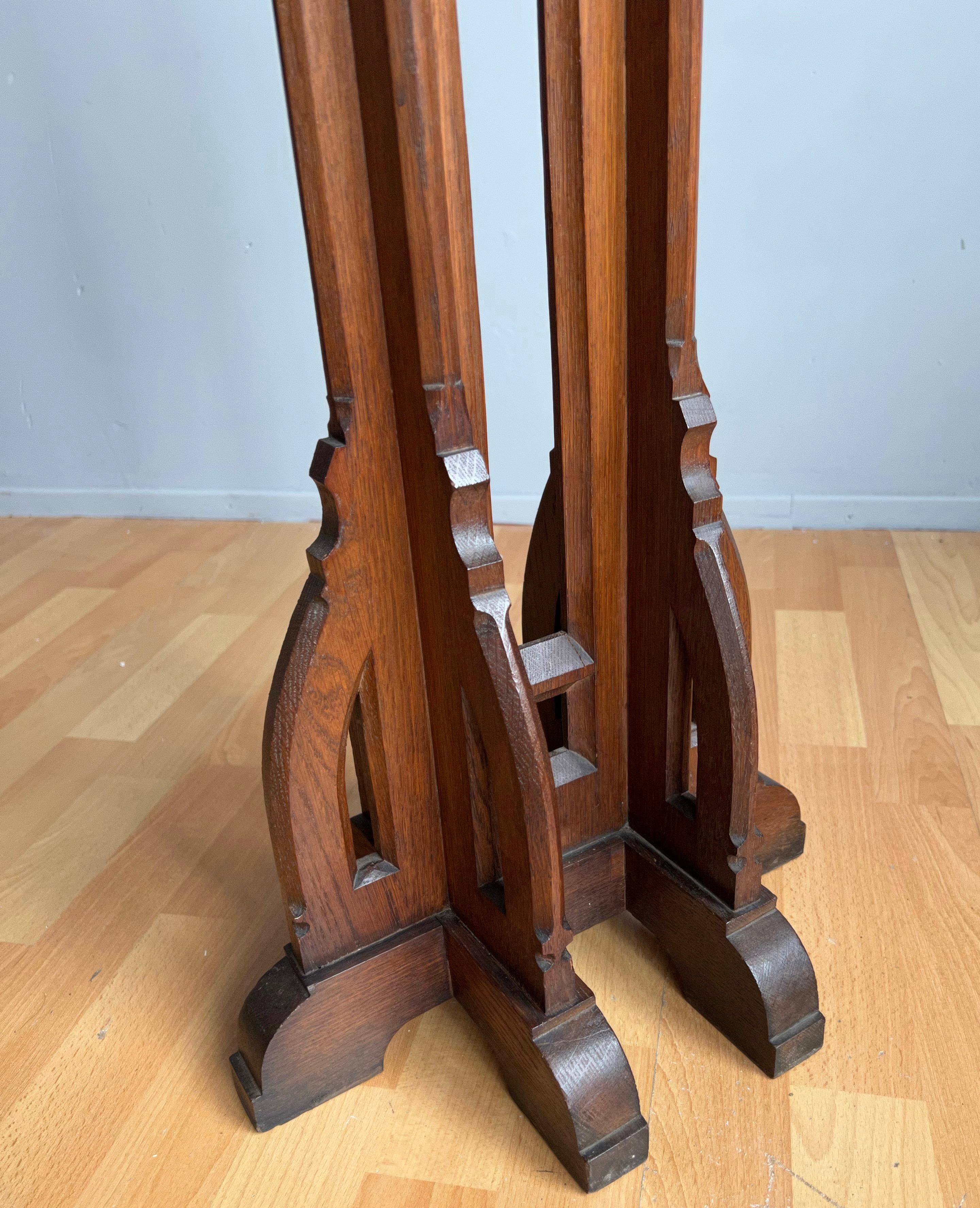 Unique Arts & Crafts era Gothic Revival Oak Pedestal / Sculpture Stand  For Sale 1