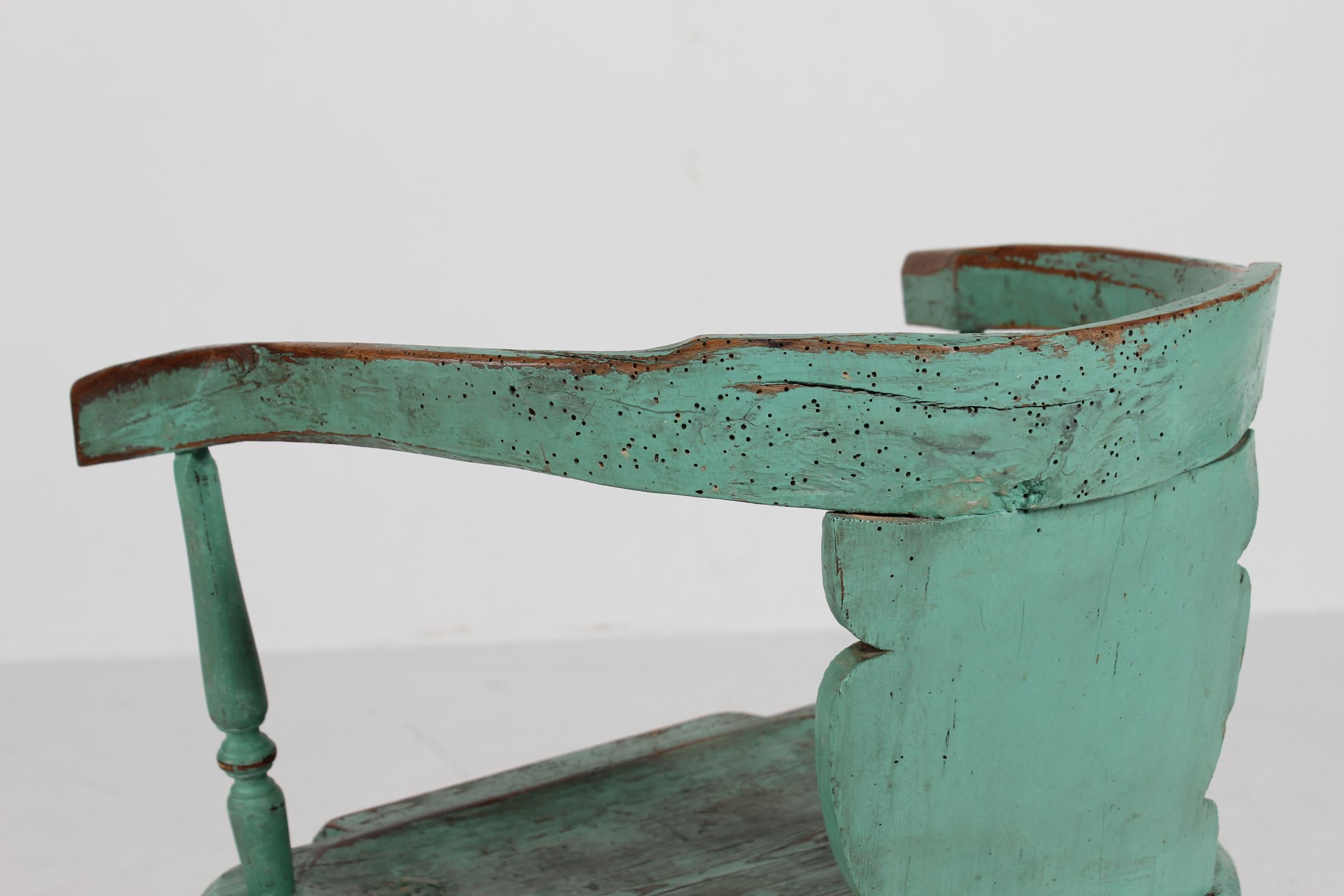 Sillón Sueco Antiguo Único de Madera Maciza con Pintura Verdigris Años 1850 en venta 2