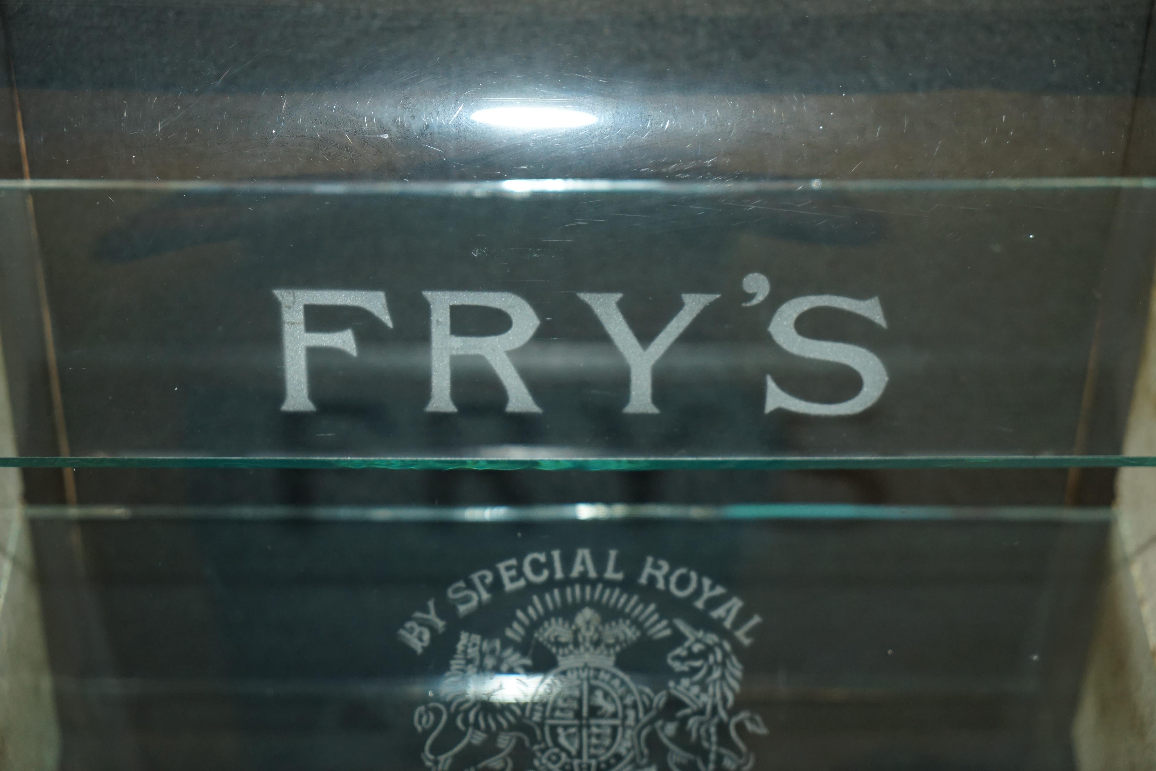 UNIQUE ANTIQUE VICTORIAN FRY's CHOCOLATE ROYAL CREST GLASS DISPLAY CASE CABINET For Sale 2