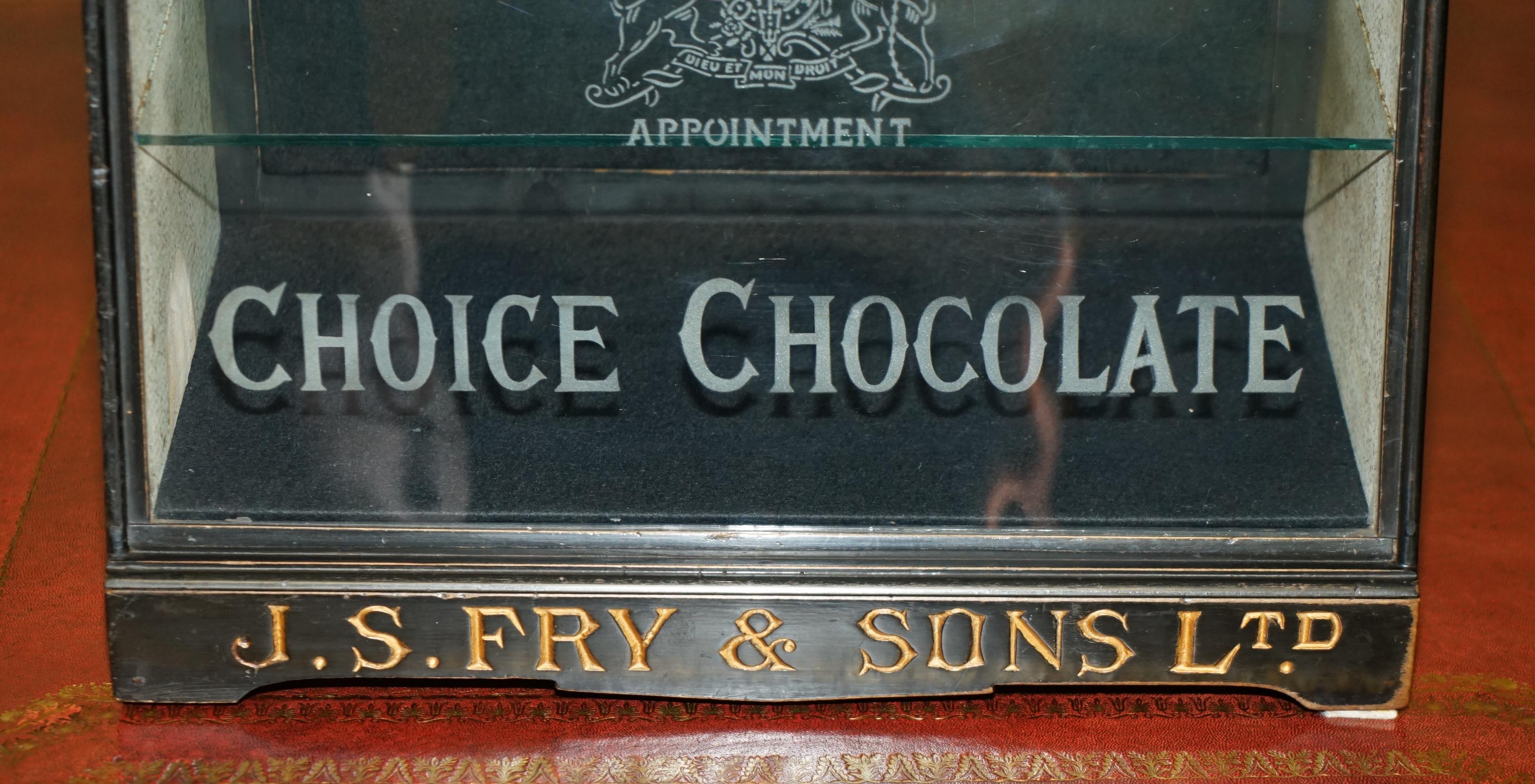 UNIQUE ANTIQUE VICTORIAN FRY's CHOCOLATE ROYAL CREST GLASS DISPLAY CASE CABINET For Sale 7