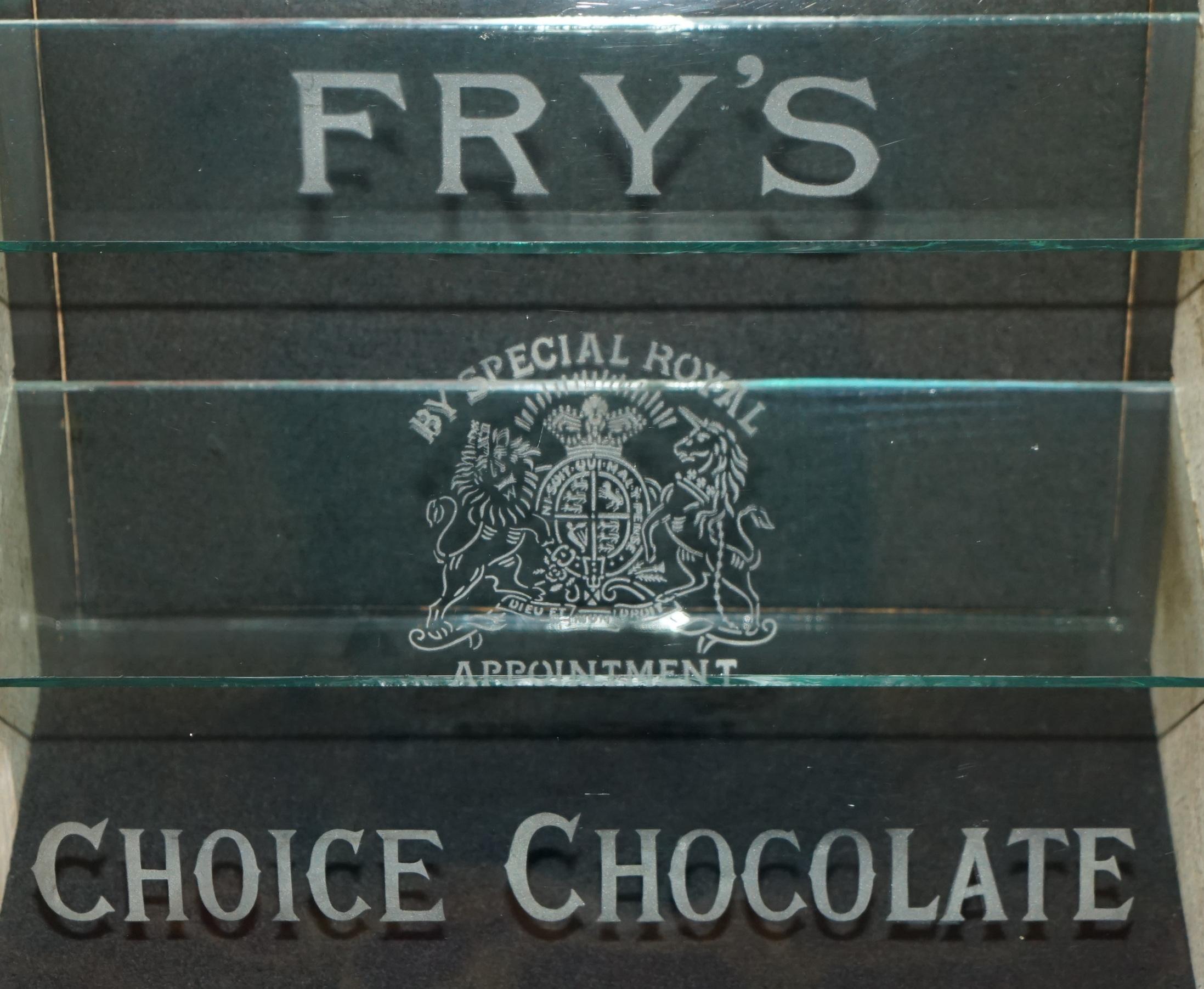 UNIQUE ANTIQUE VICTORIAN FRY's CHOCOLATE ROYAL CREST GLASS DISPLAY CASE CABINET For Sale 1