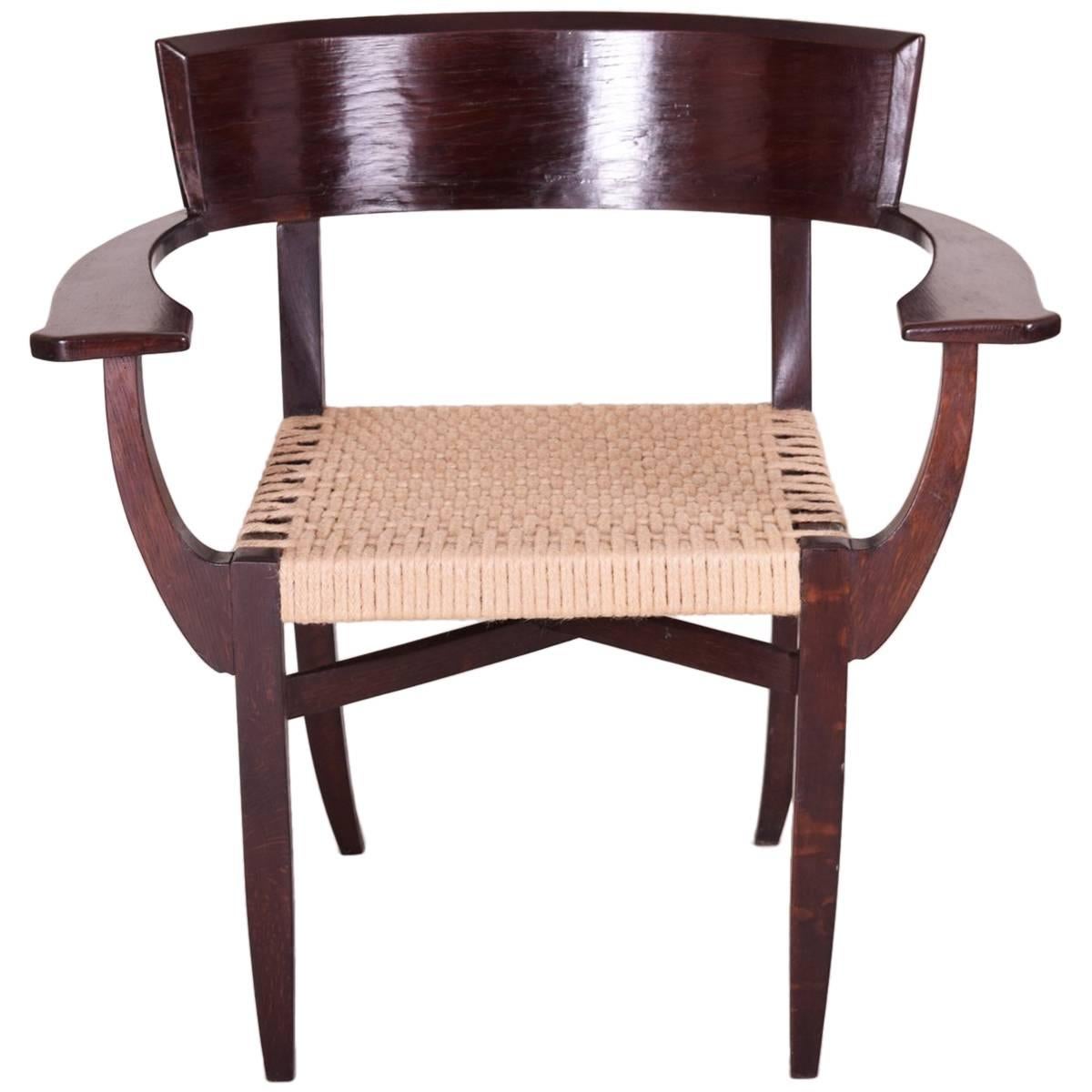 Fauteuil unique, entièrement restauré Période 1930-1939, Architecte Oskar Poříska en vente