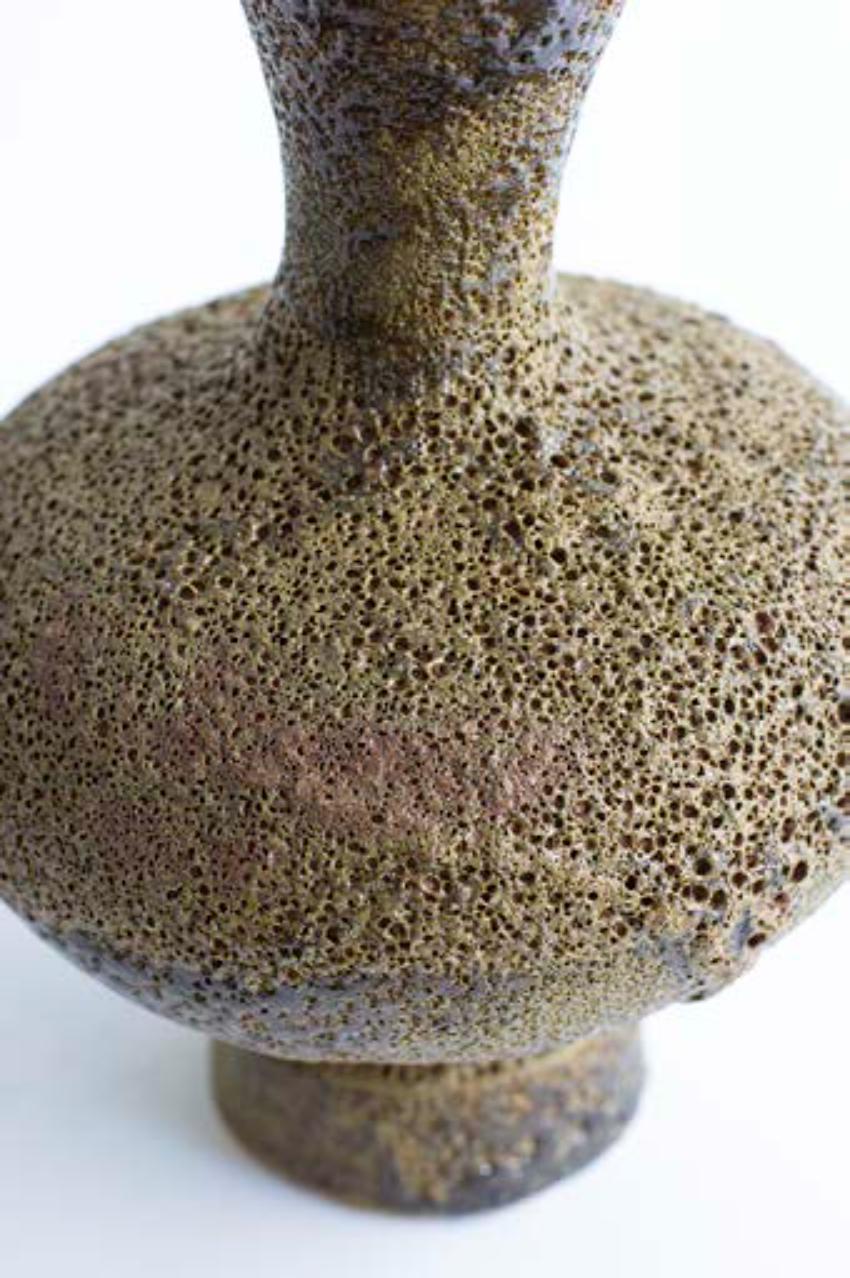 Postmoderno Vaso unico Arq 006 Musgo di Raquel Vidal e Pedro Paz in vendita