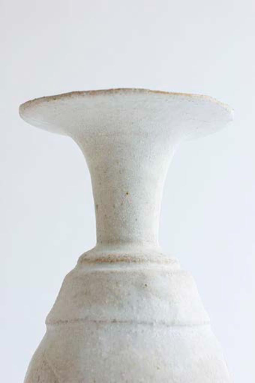 Glazed Unique Arq 011 Blanco, Hueso Vase by Raquel Vidal and Pedro Paz For Sale