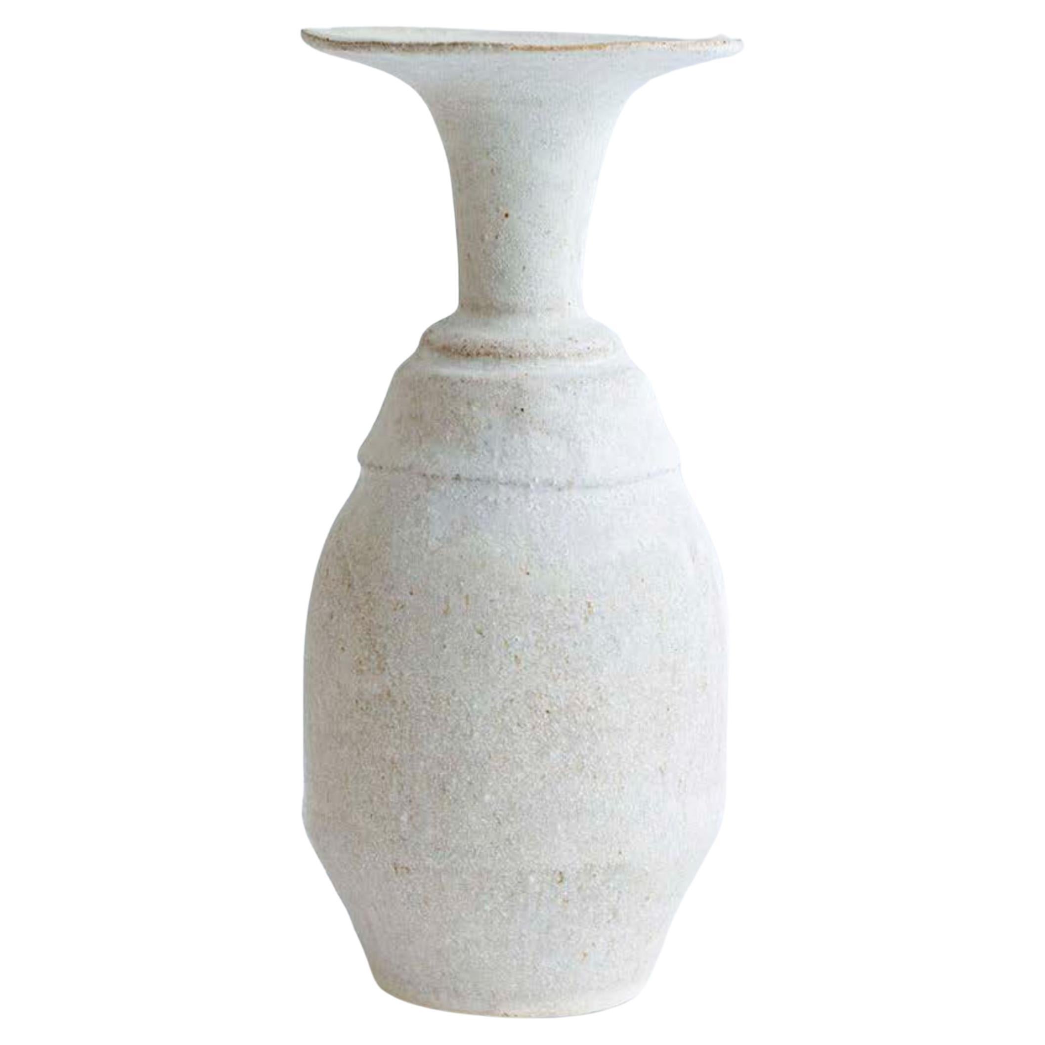 Einzigartige Arq 011 Blanco, Hueso-Vase von Raquel Vidal und Pedro Paz im Angebot