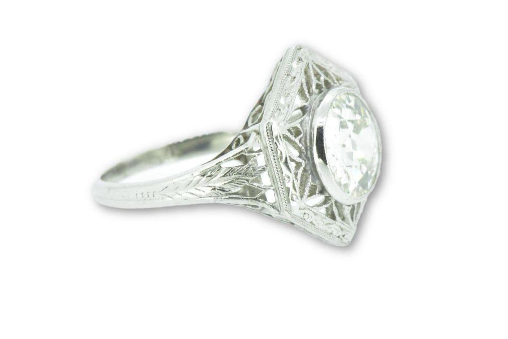 Unique Art Deco 1.19 Carats Old European Diamond Platinum Alternative Ring GIA In Good Condition In Philadelphia, PA