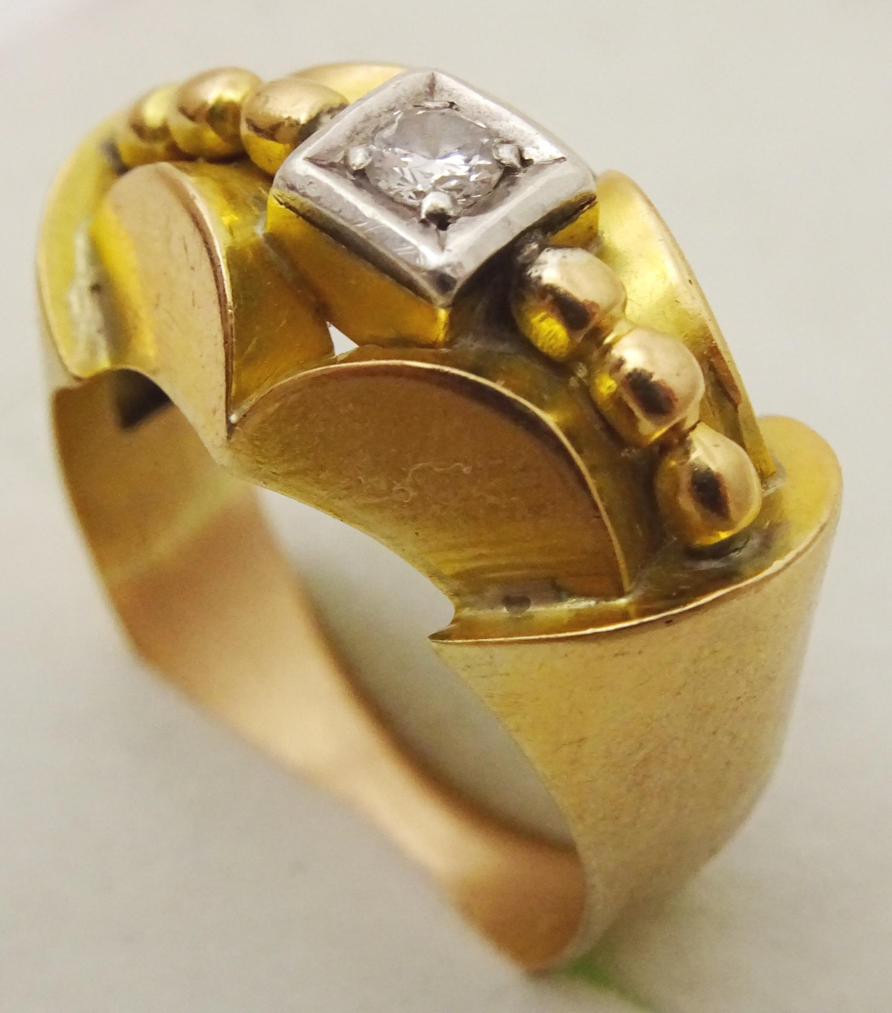 Unique Art Deco Gold and Diamond Ring For Sale 2