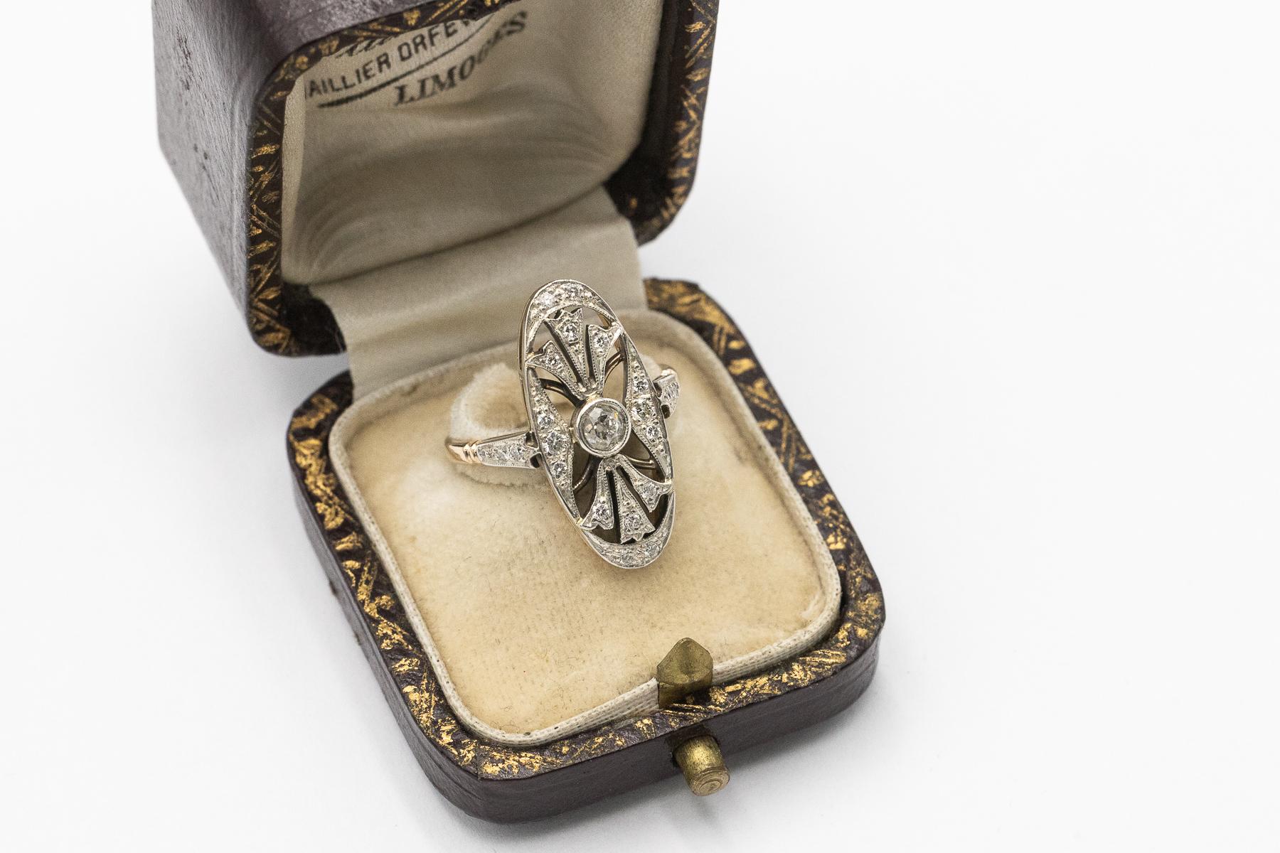 Women's Unique Art Deco ring with diamonds, Hungary, 1930s/1940s For Sale