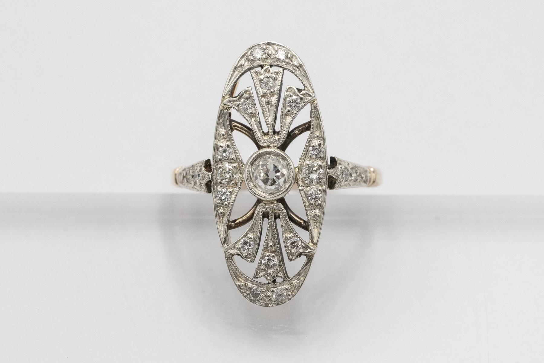 Unique Art Deco ring with diamonds, Hungary, 1930s/1940s For Sale 1