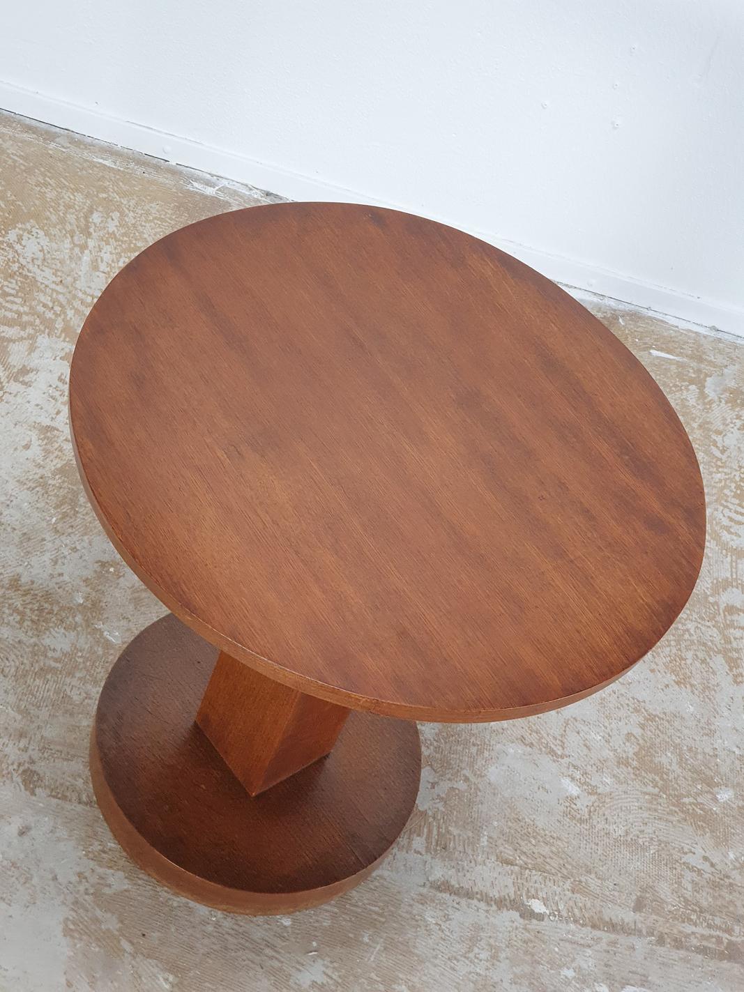 Unique Art Deco Side Table in Wood In Good Condition In Antwerp, BE