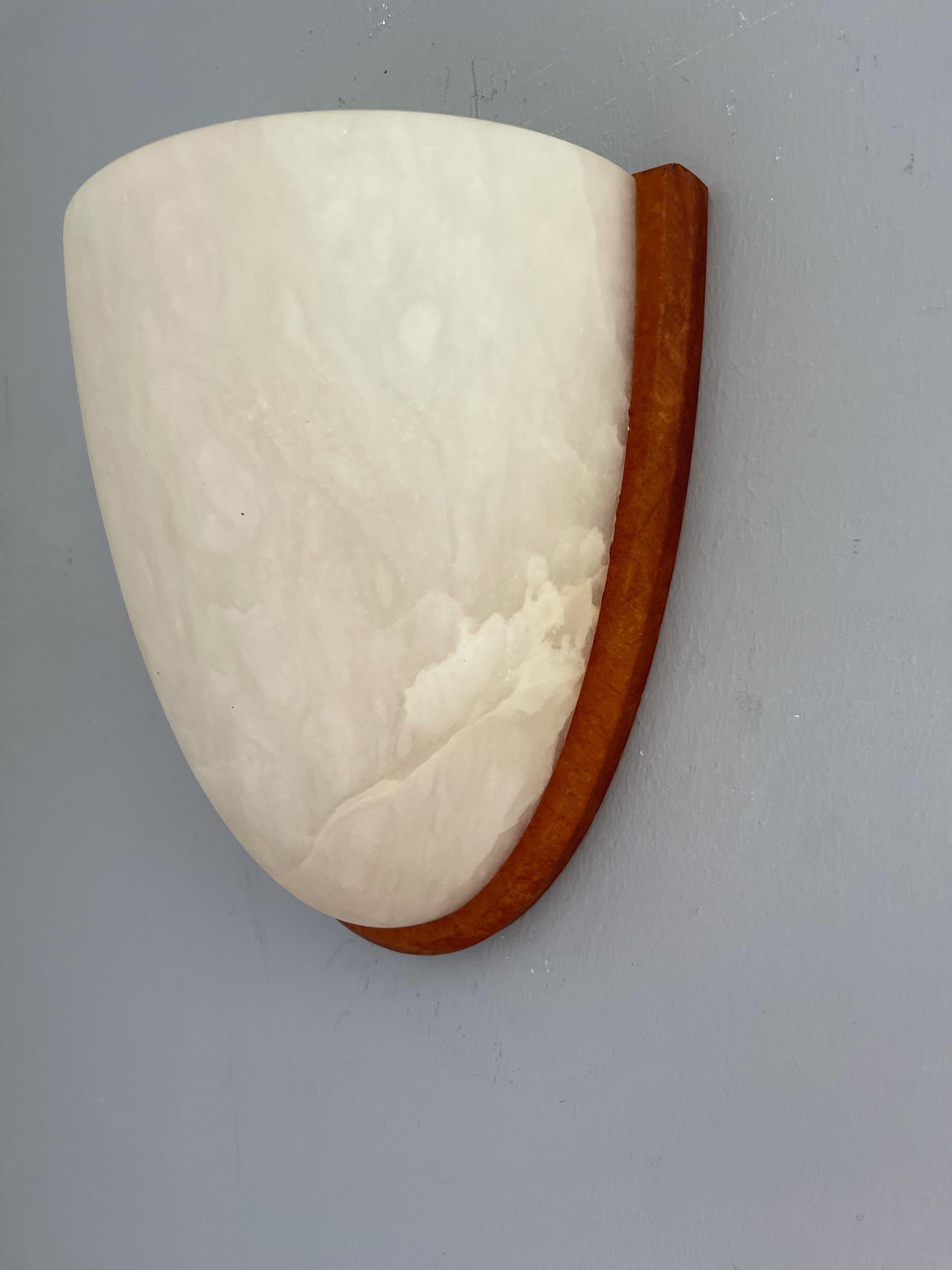 Unique Art Deco Style Cocoon Shape Midcentury Modern Era Alabaster Wall Sconces  6