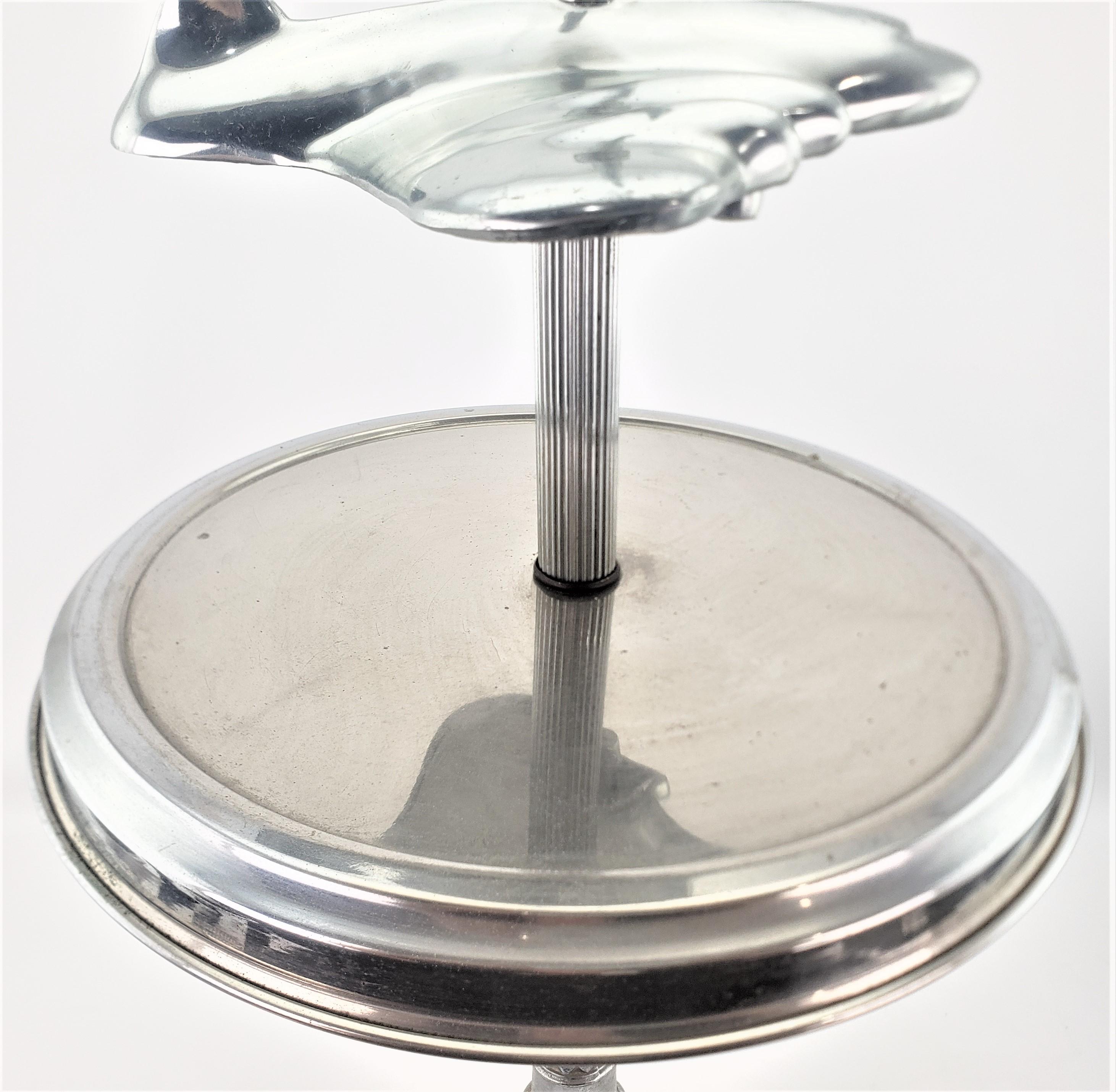 Métal Stand ou table de fumeur unique de style art déco en chrome pour avion à réaction Lights en vente