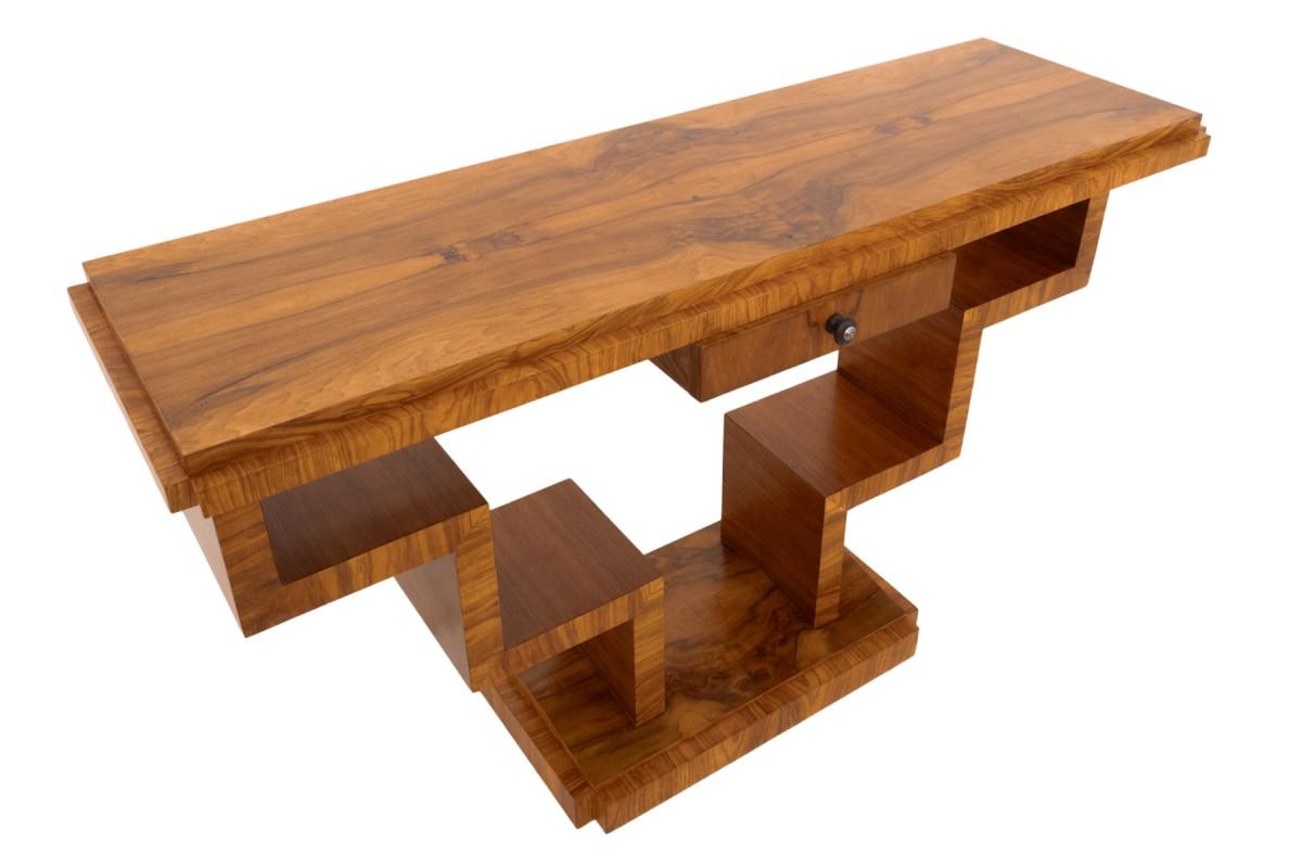 Polacco Consolle in noce Art Deco unica nel suo genere, Polonia, metà del XX secolo. in vendita