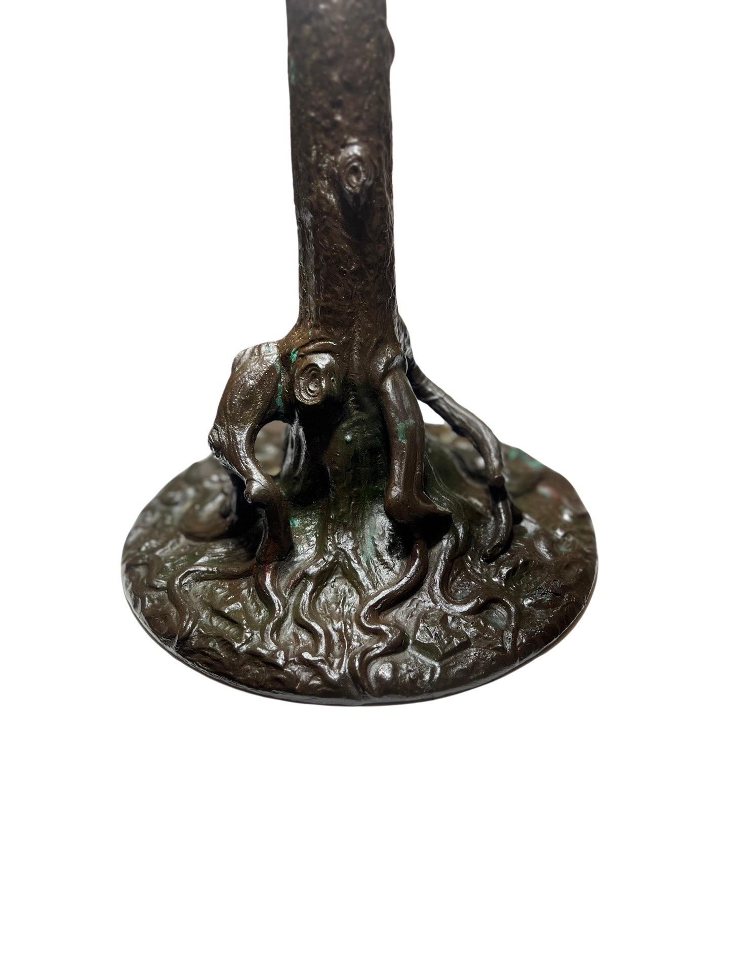 Lampe de table unique Art Glass & Metal Company en verre plombé pivoine, vers 1915 en vente 4