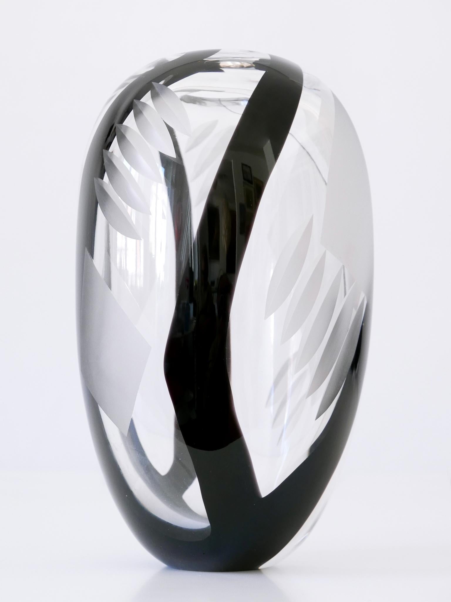 Unique Art Glass Vase by Anna Ehrer for Kosta Boda Sweden 1992 Signed For Sale 8
