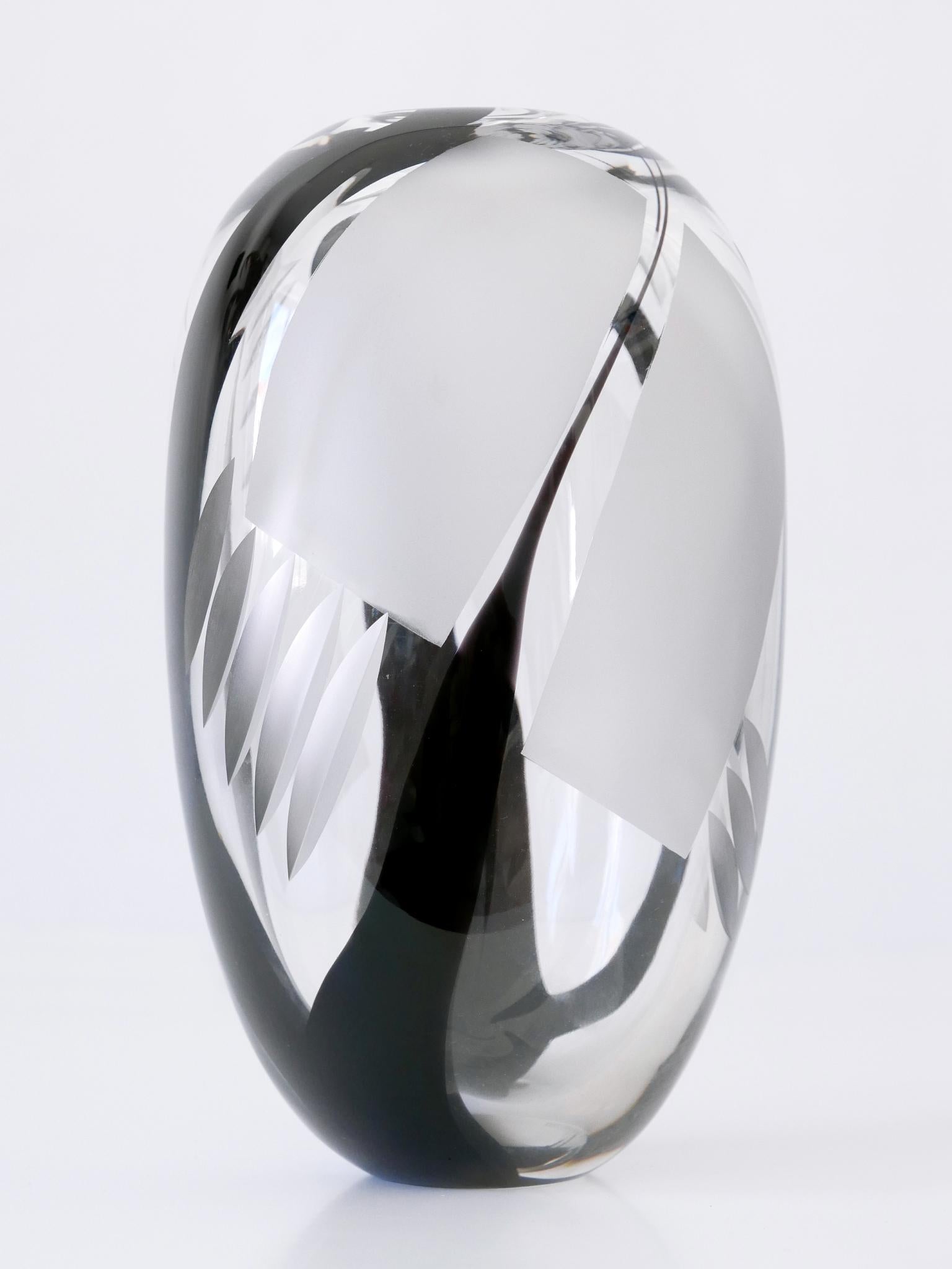 Unique Art Glass Vase by Anna Ehrer for Kosta Boda Sweden 1992 Signed For Sale 10
