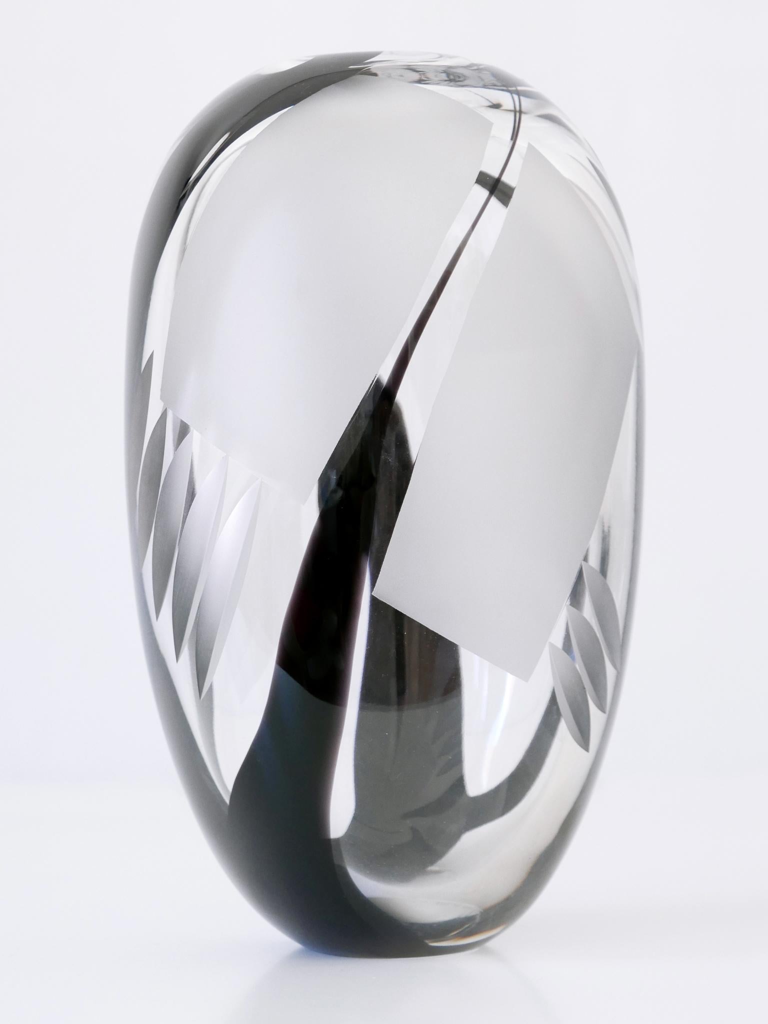 Unique Art Glass Vase by Anna Ehrer for Kosta Boda Sweden 1992 Signed For Sale 2