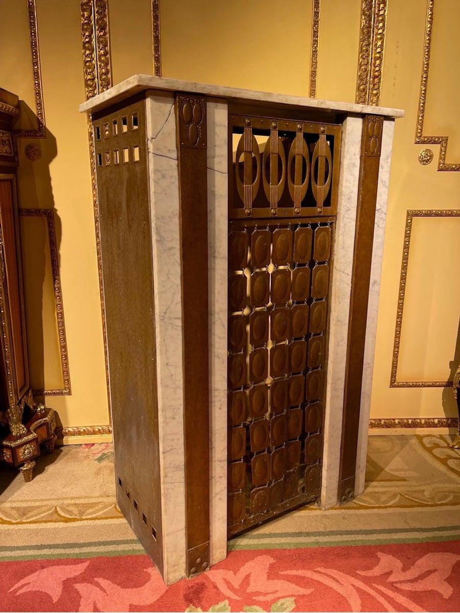 Unique Art Nouveau Heater Cladding / Fireplace Cladding In condizioni buone in vendita a Berlin, DE