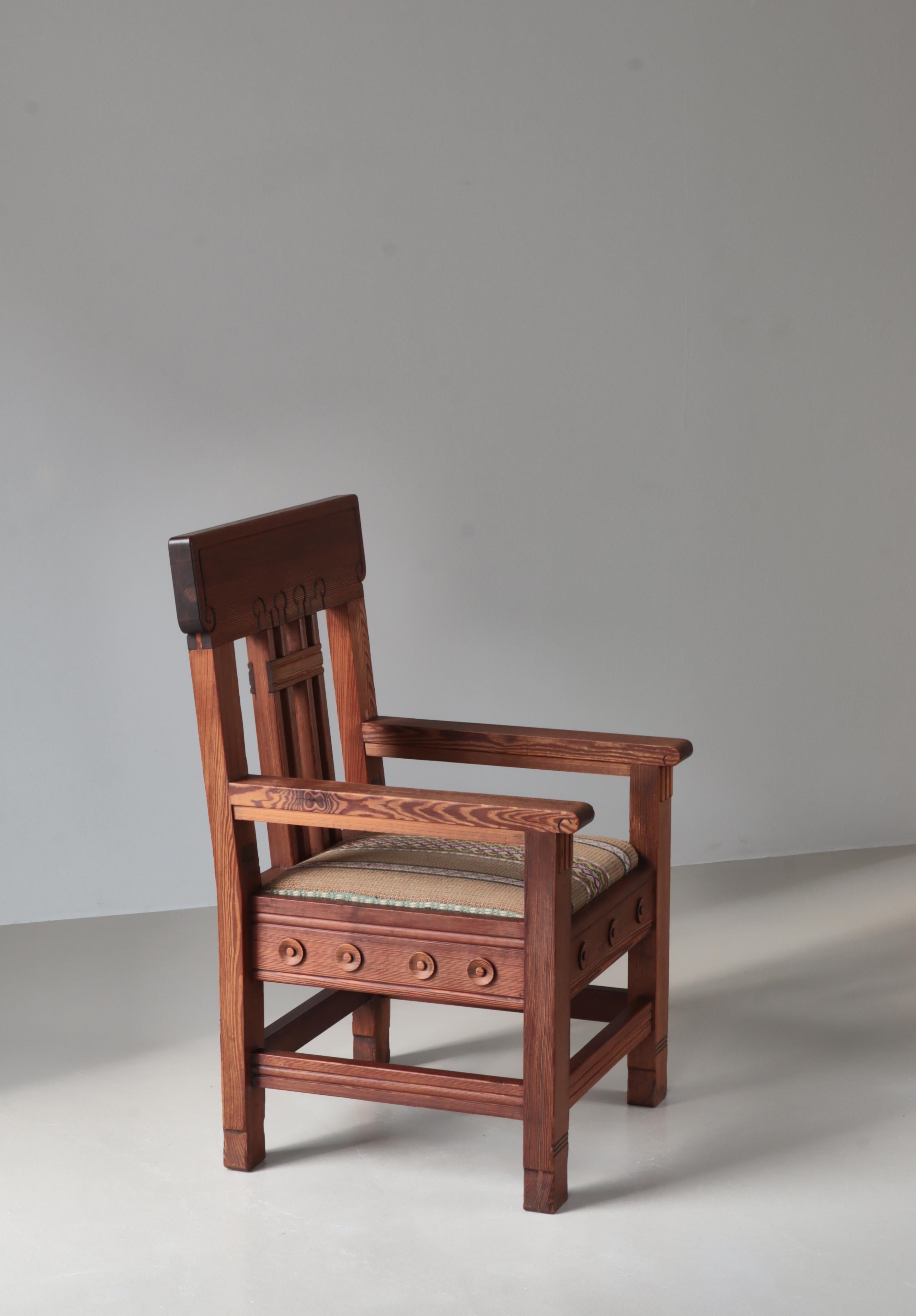 Early 20th Century Unique Art Nouveau Pinewood Artist´s Chair by Siegfried Wagner 1910s, Denmark For Sale