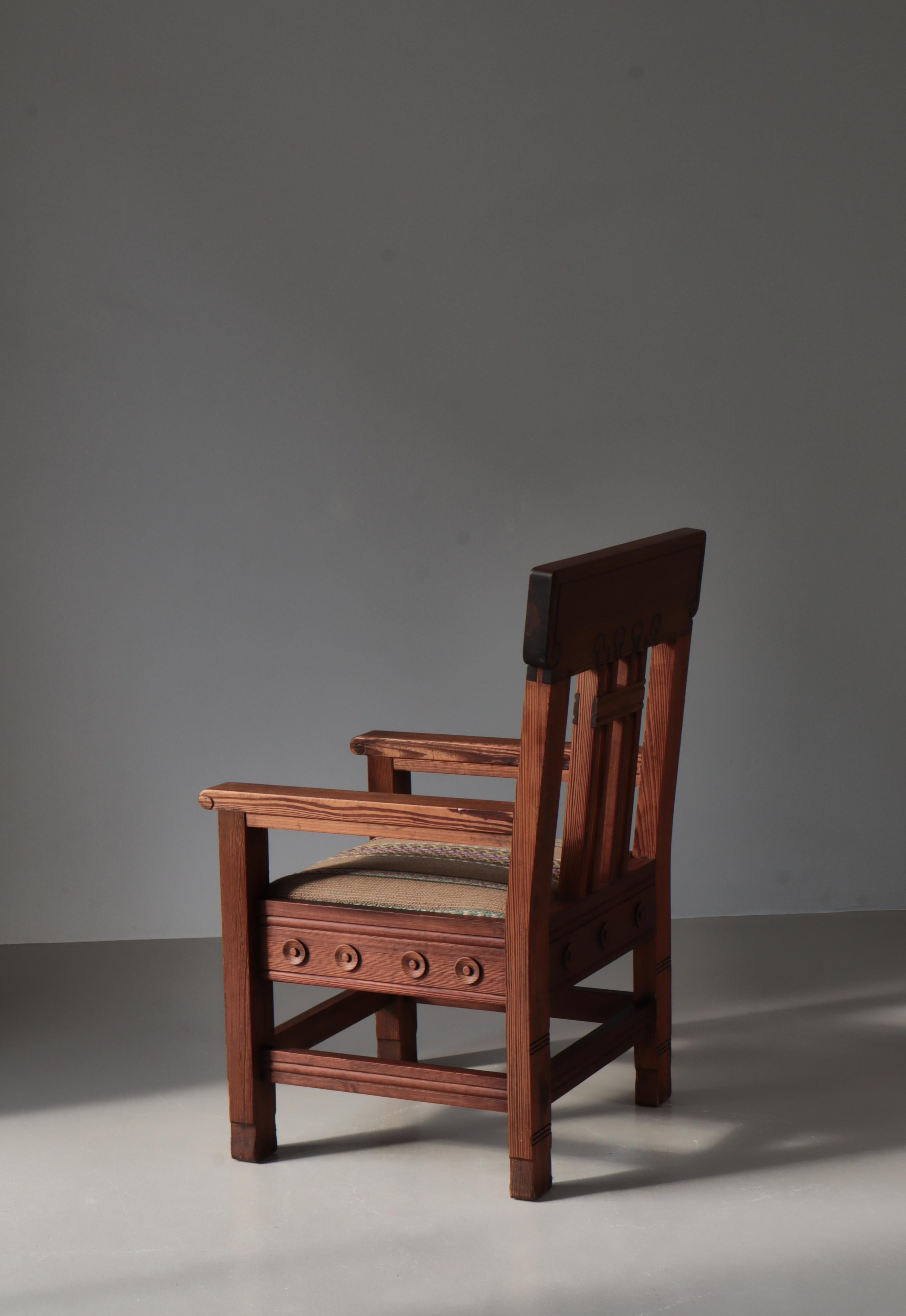 Unique Art Nouveau Pinewood Artist´s Chair by Siegfried Wagner 1910s, Denmark For Sale 3