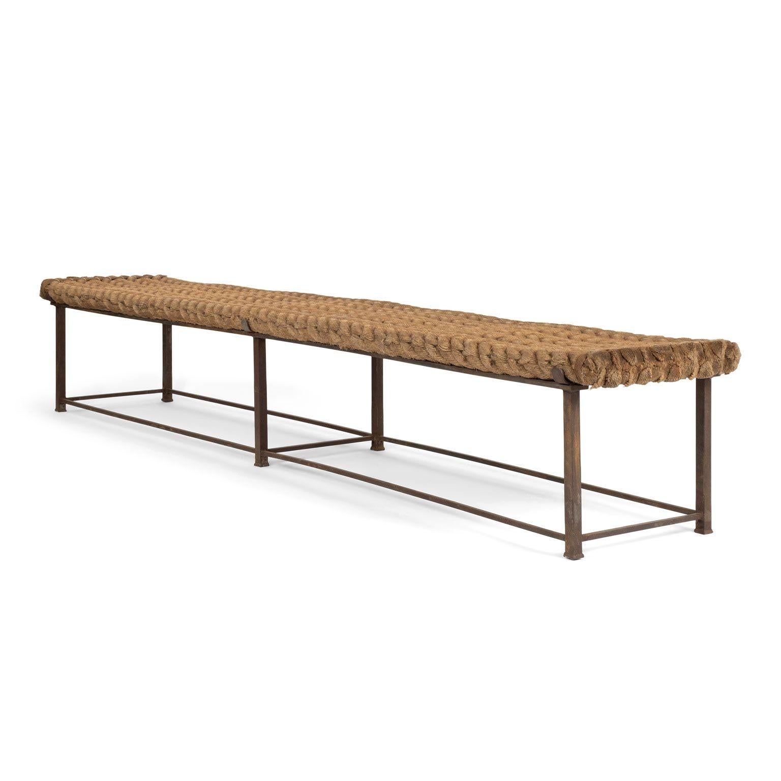 Unique Artisan Steel Bench with Rope Seat (Banc en acier avec siège en corde) en vente 4