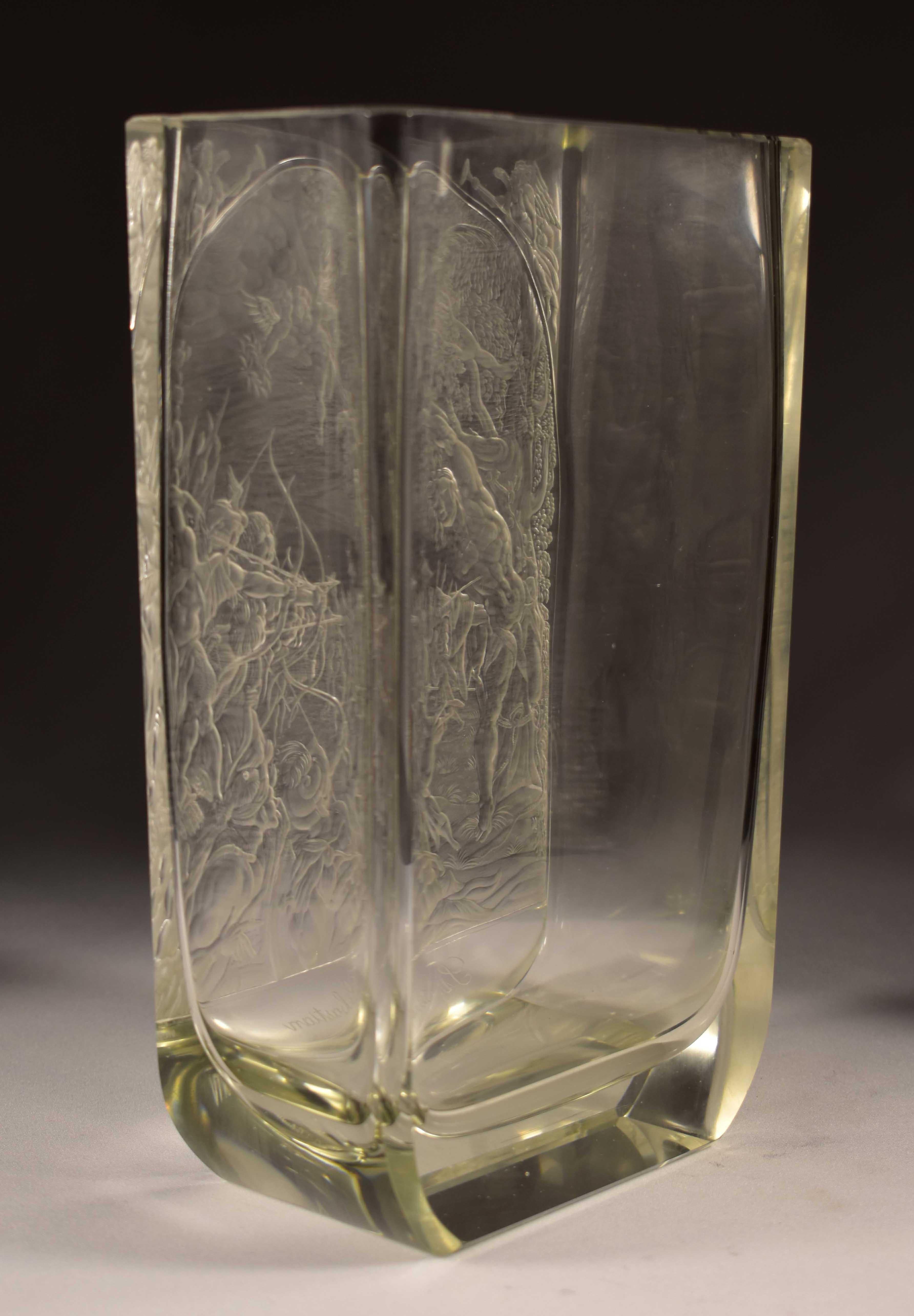Unique Artistic Engraved Vase Saint Sebastian 'Otto Pietsch' Bohemian Glass For Sale 10