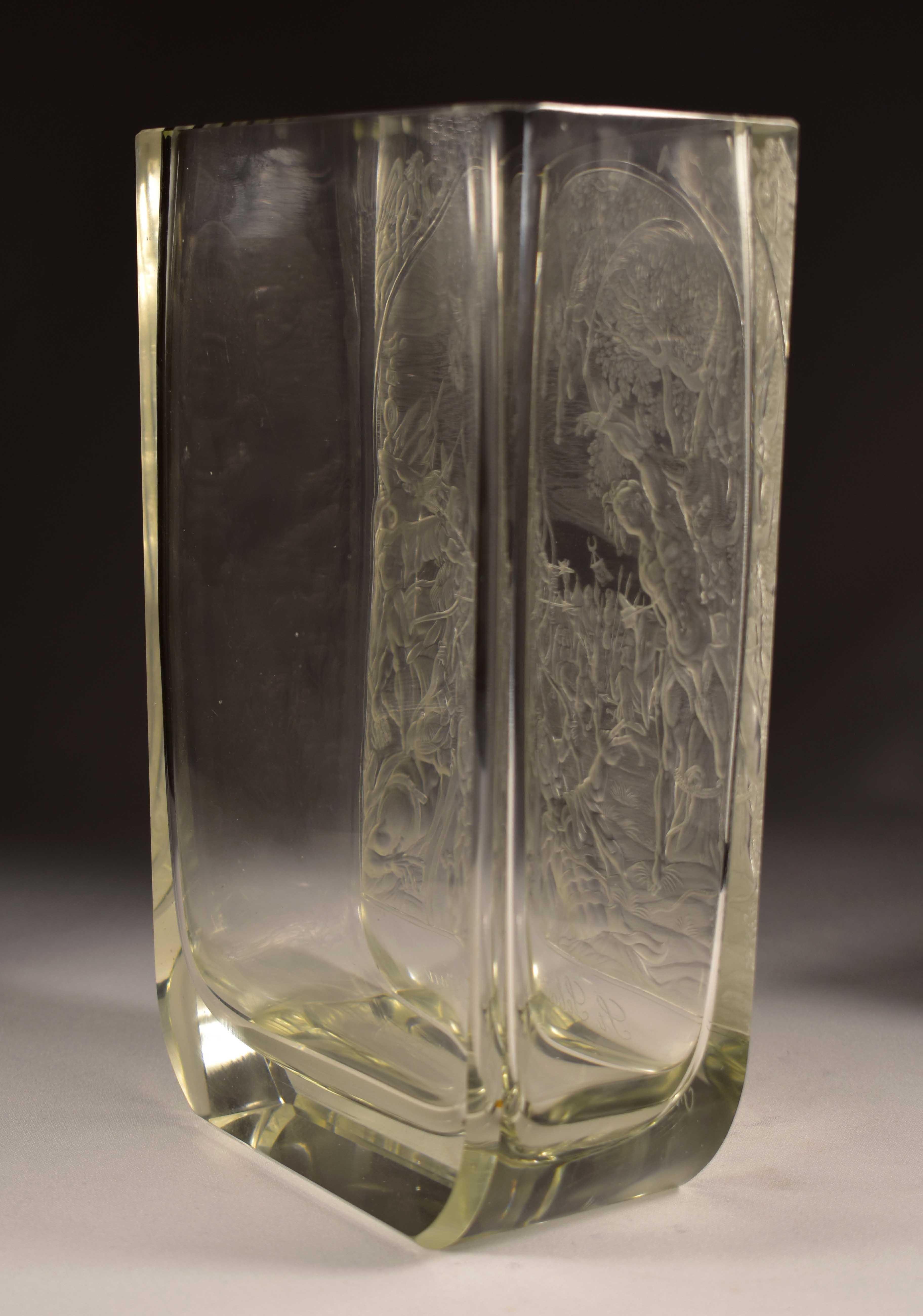 Unique Artistic Engraved Vase Saint Sebastian 'Otto Pietsch' Bohemian Glass For Sale 11