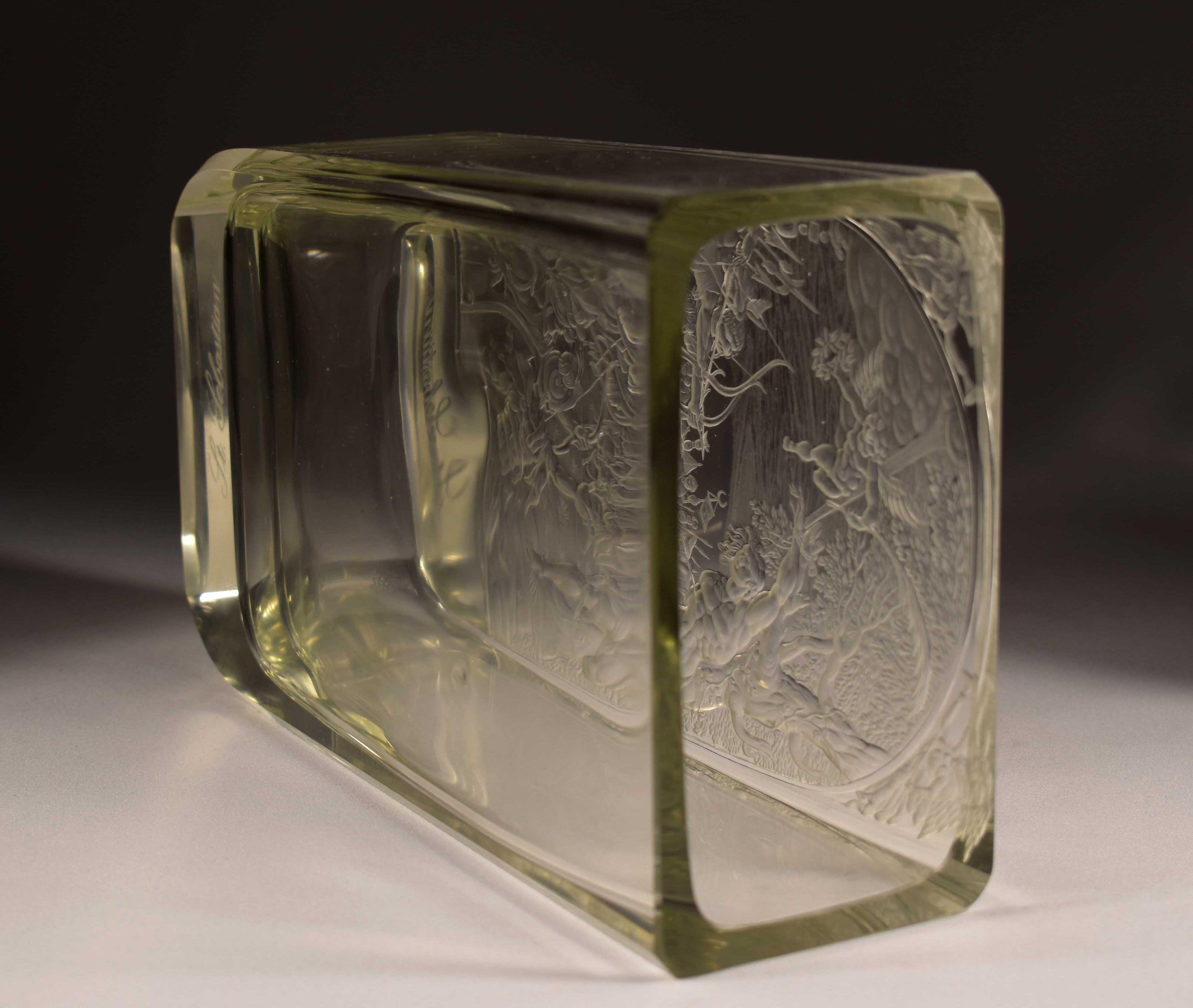 Unique Artistic Engraved Vase Saint Sebastian 'Otto Pietsch' Bohemian Glass For Sale 12