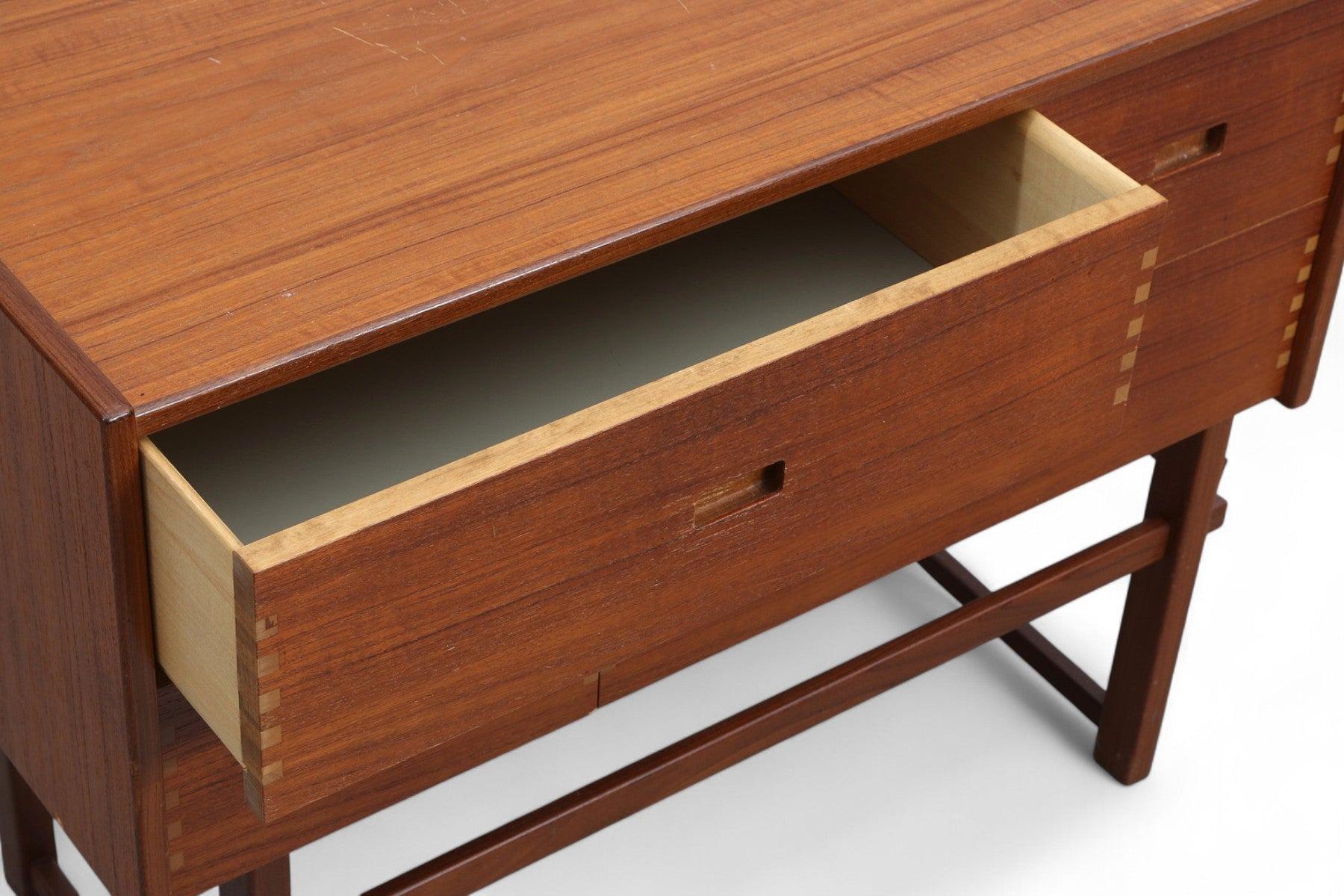 Mid-Century Modern Unique Asymmetric Teak Four Drawer Hall Chest in Teak For Sale