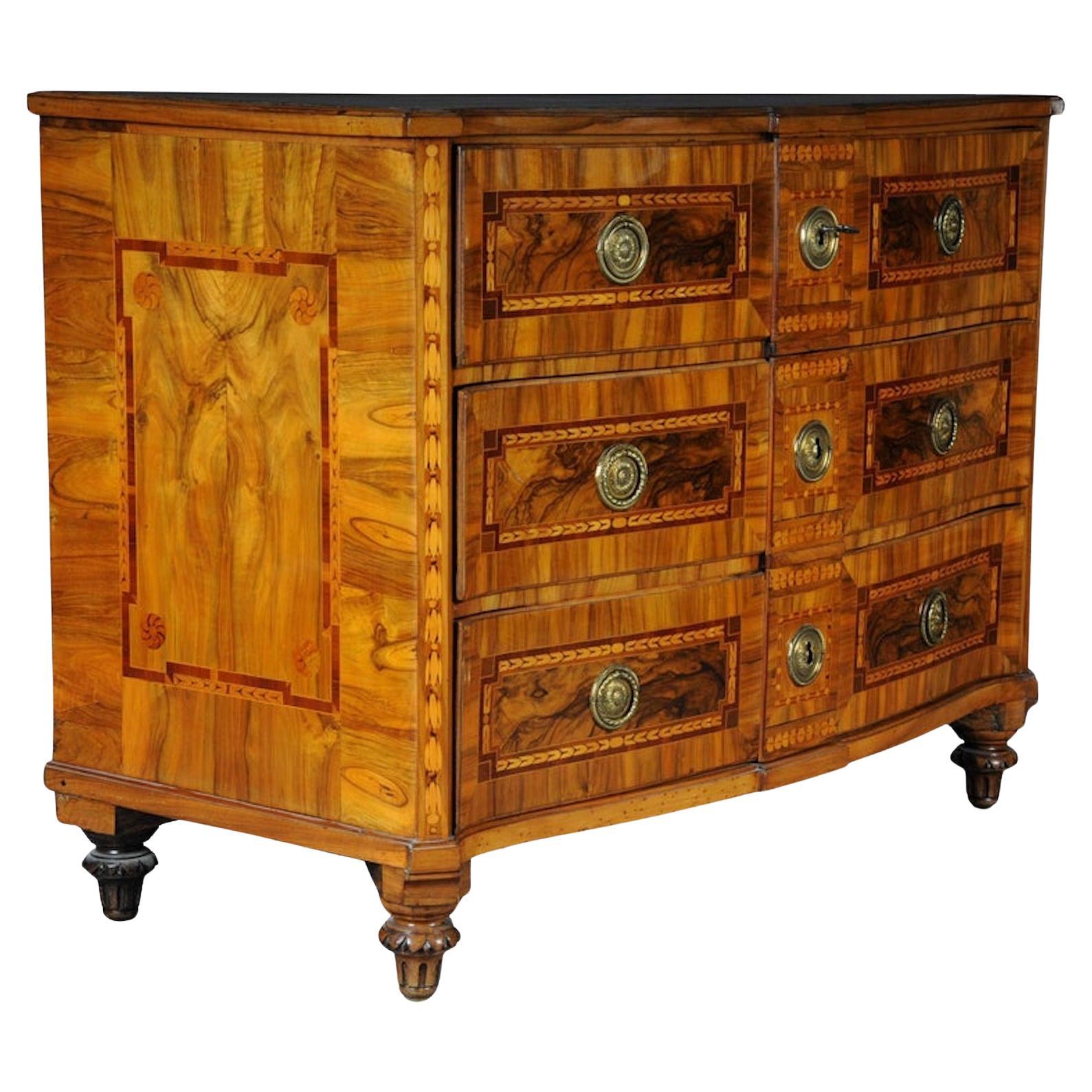 Einzigartige Barock-/klassizistische Kommode, Deutschland, Nussbaumholz im Angebot