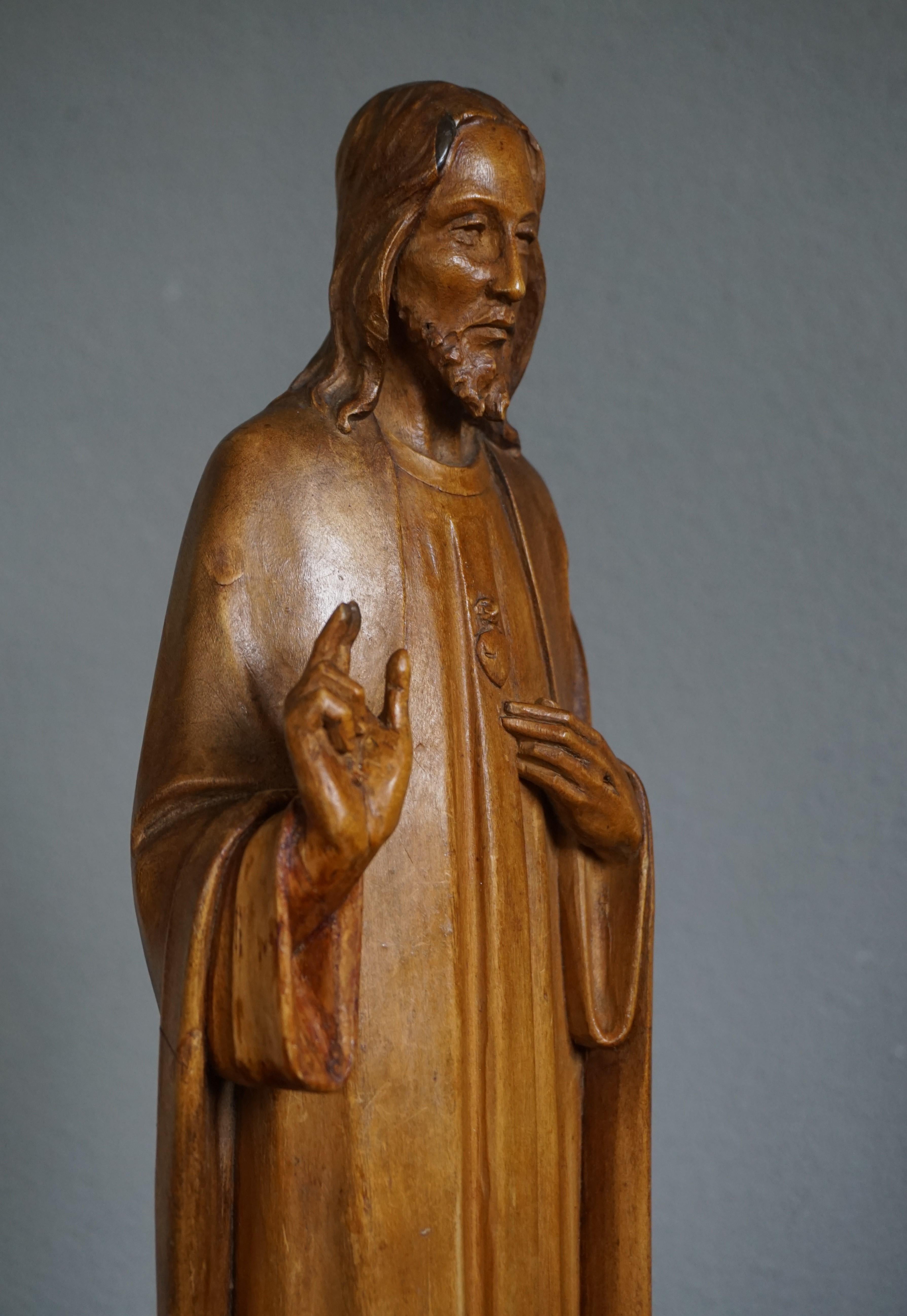 European Unique and Beautifully Hand Carved Early 1900s Sacred Heart of Christ Sculpture