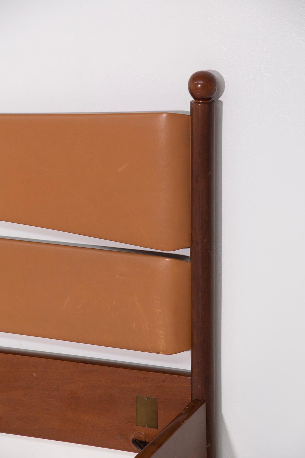 Late 20th Century Unique Bed by Osvaldo Borsani and Eugenio Gerli For Sale