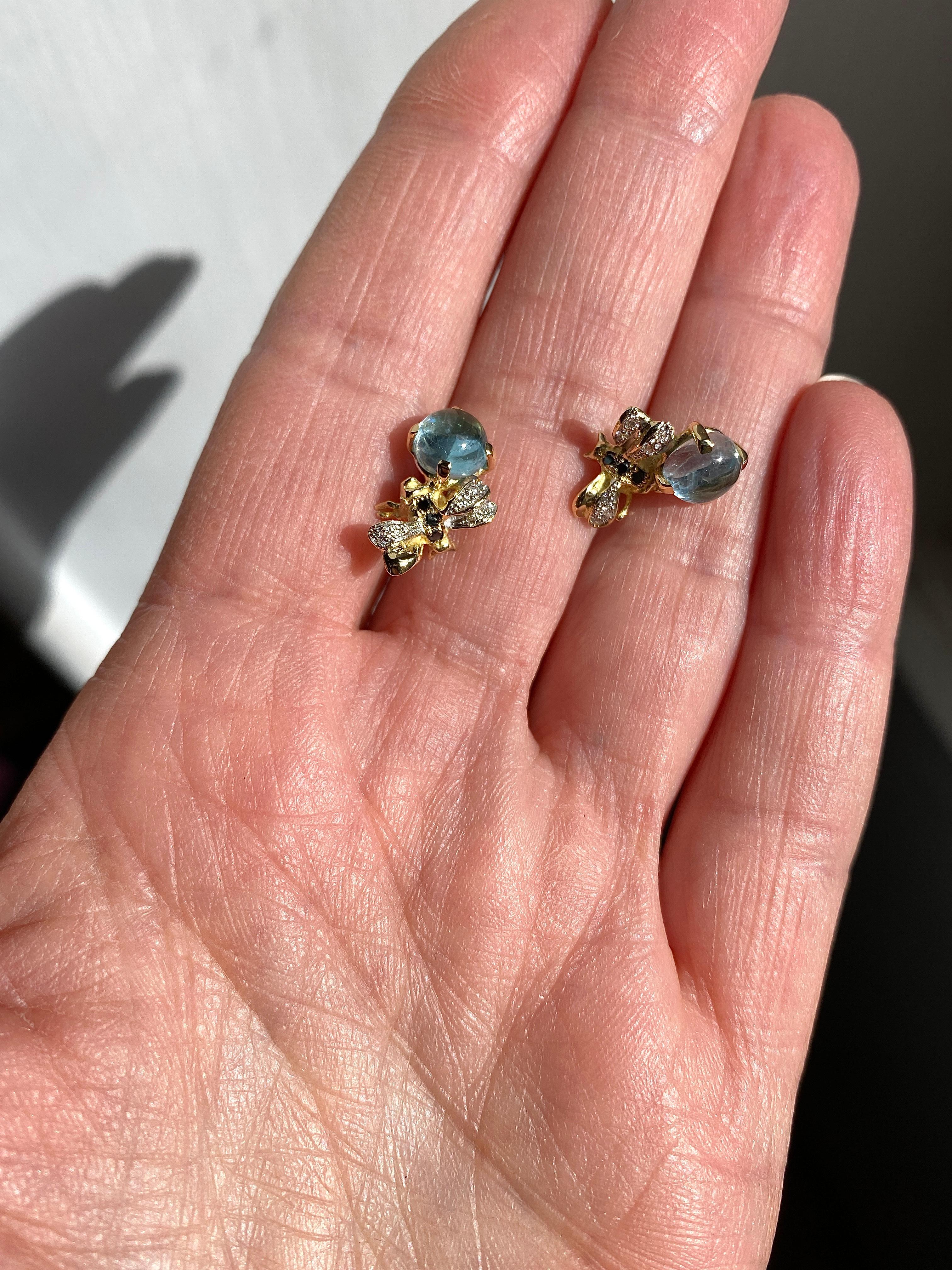 Unique Bee-Shaped Earrings 18k Gold 2.20c Aquamarine Diamond by Rossella Ugolini For Sale 2
