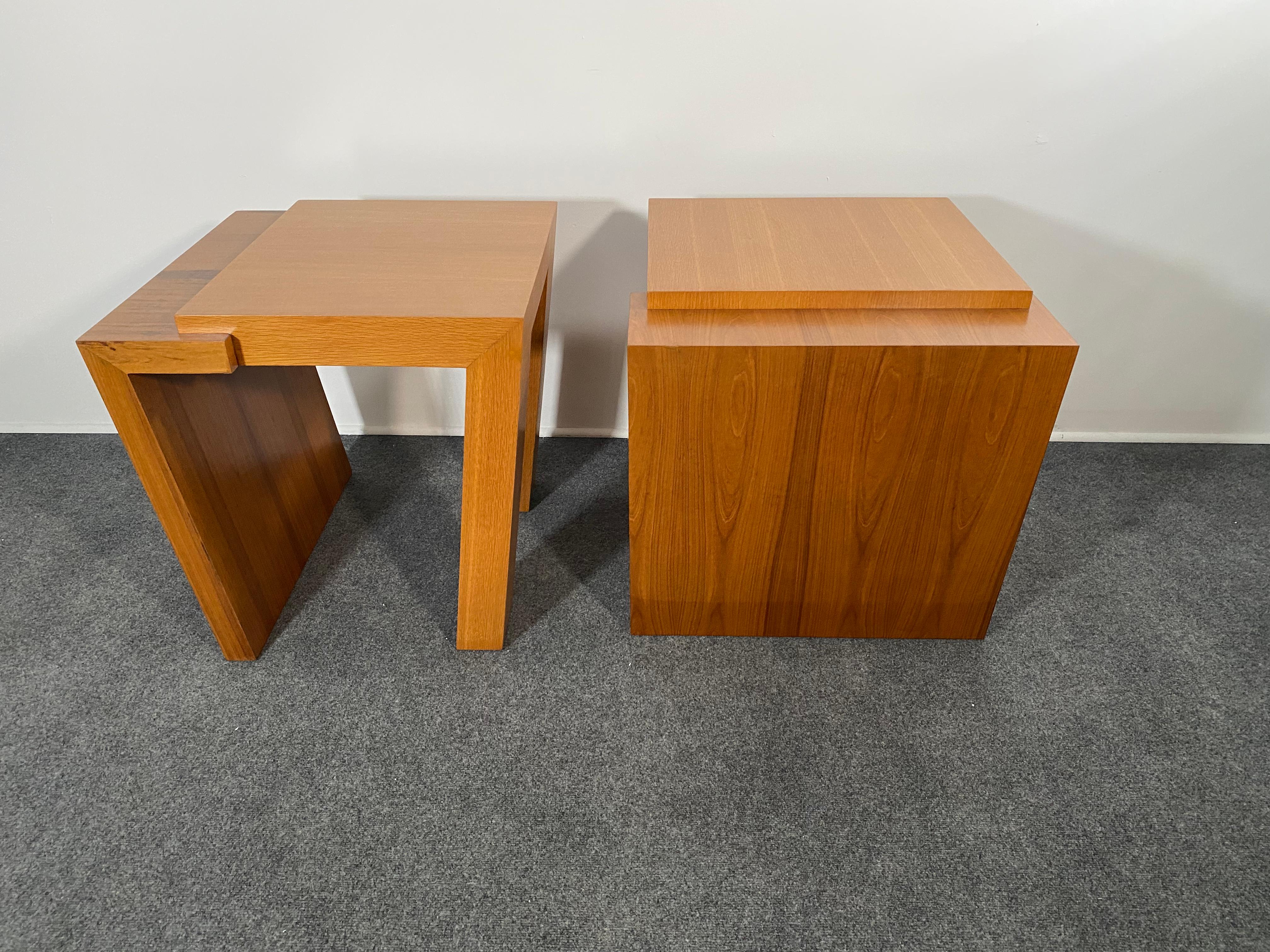 Unique Bespoke Pair Walnut and Bleached Mahogany End Tables, Antonio Fortuna For Sale 3