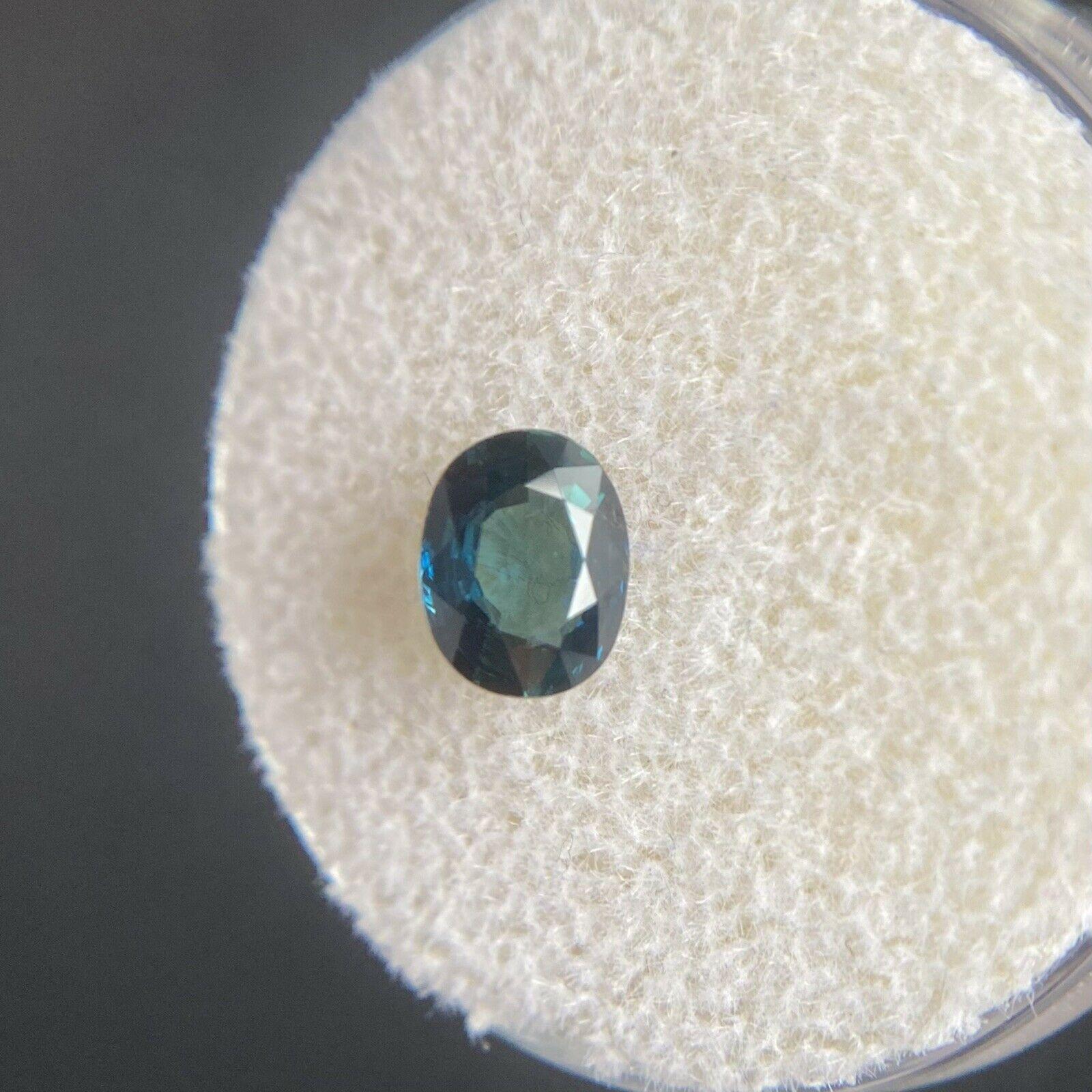 Unique Bi Colour 1.00ct Deep Green Blue Teal Sapphire Oval Cut Loose Gem In New Condition For Sale In Birmingham, GB
