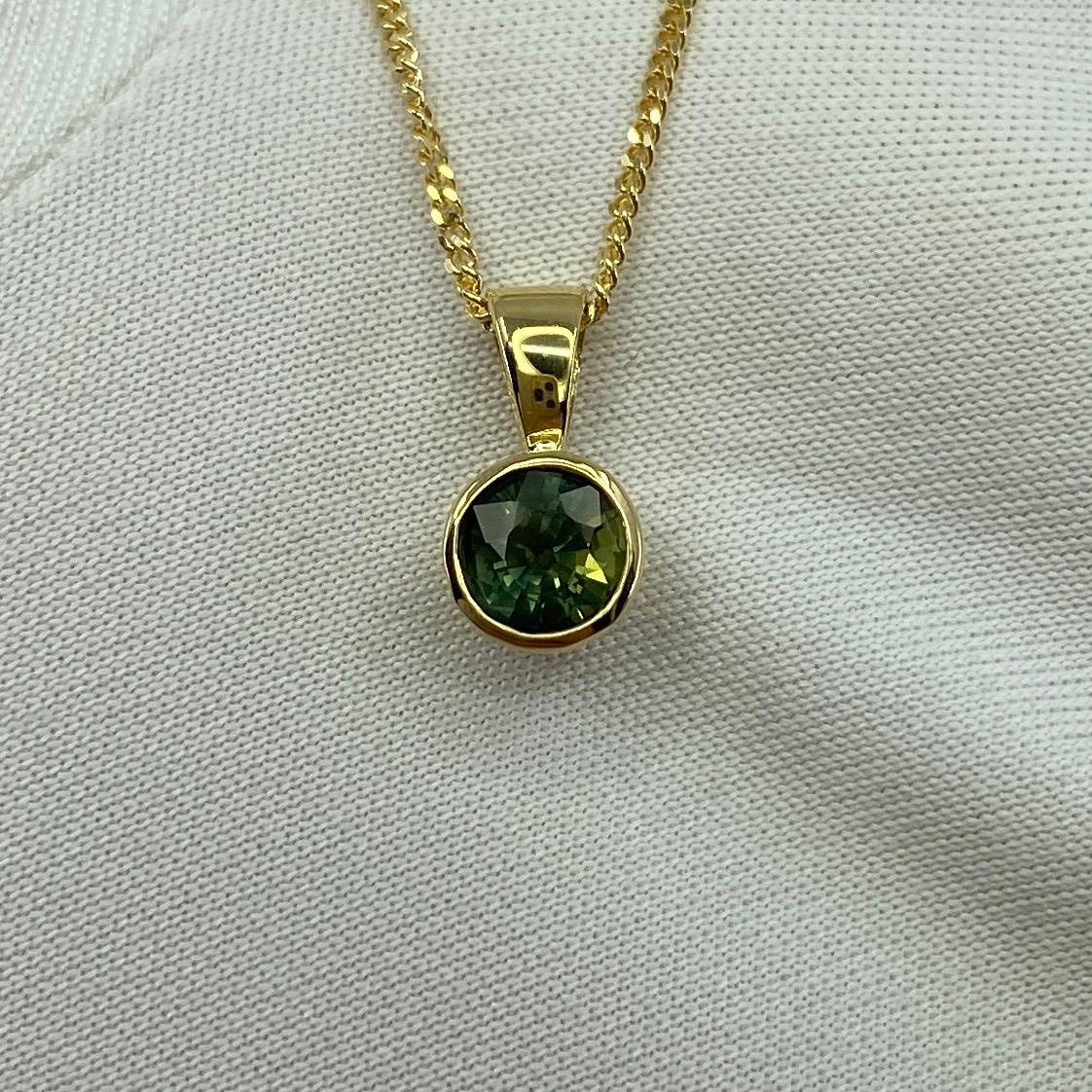 Pendentif rubover unique en or jaune 18 carats, saphir vert jaune non traité bicolore Neuf - En vente à Birmingham, GB