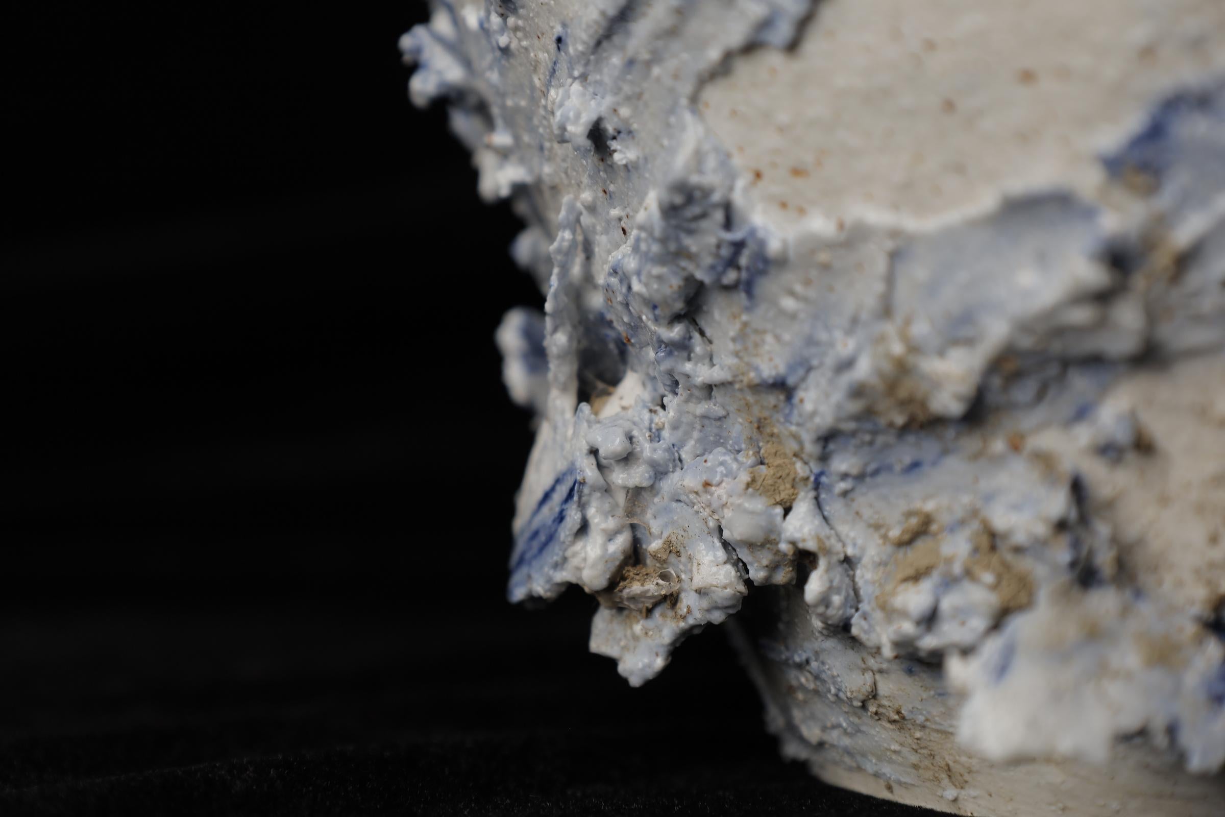 Unique Bizen vase made from wild, unrefined clay by Kazuya Ishida 4