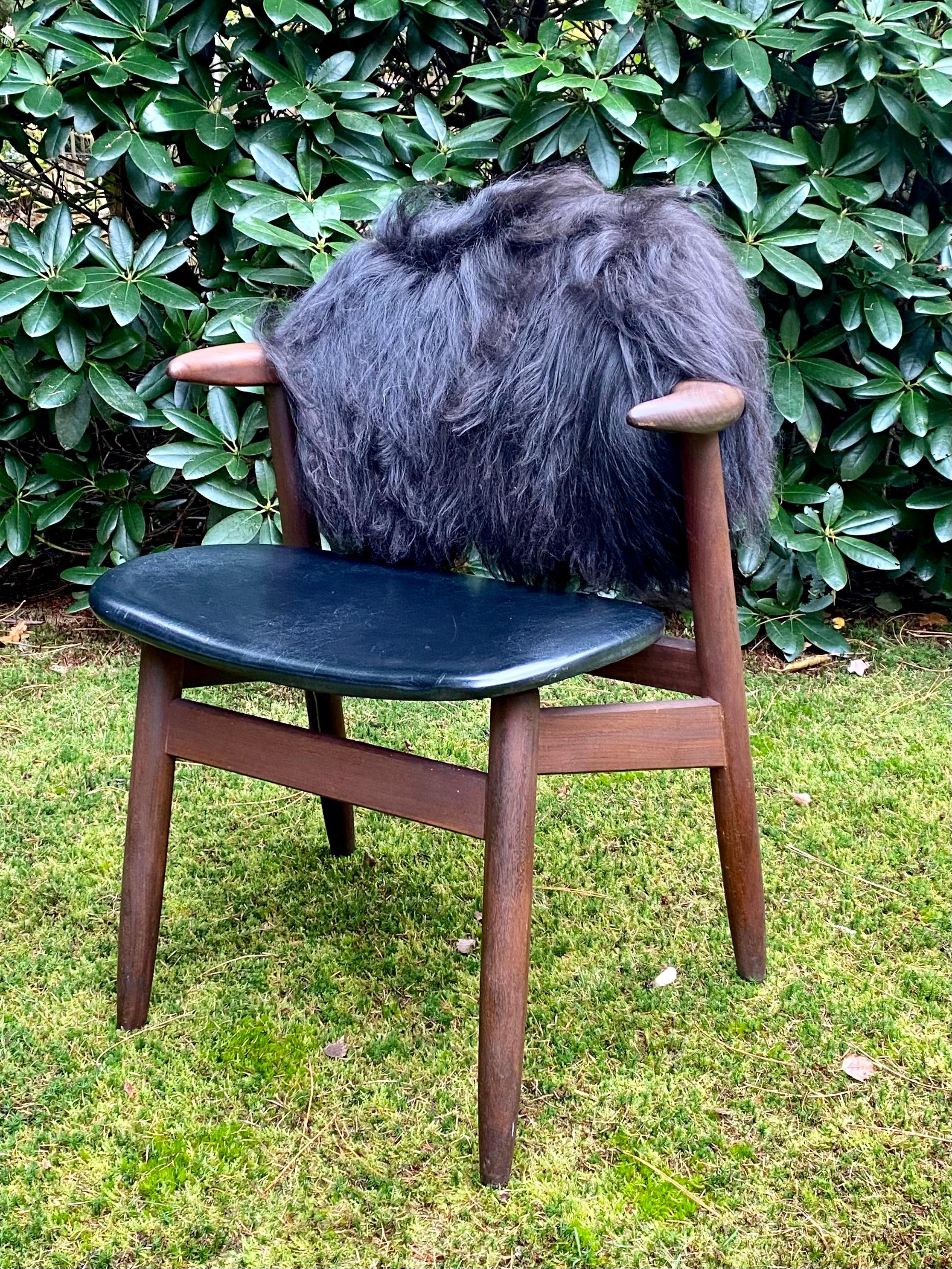 Unique Black Cowhorn Chairs by Tijsseling for Hulmefa, Set of Four, 1960s In Good Condition In Schagen, NL