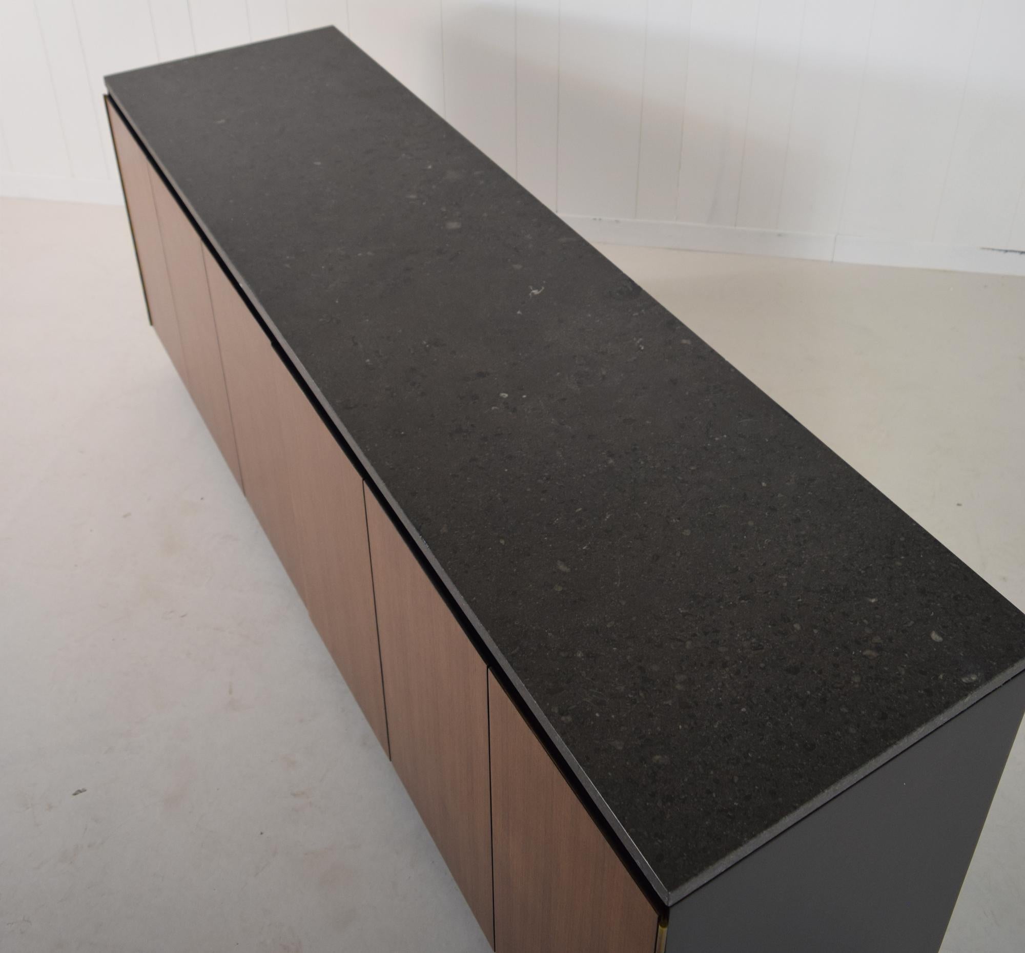 sideboard granit