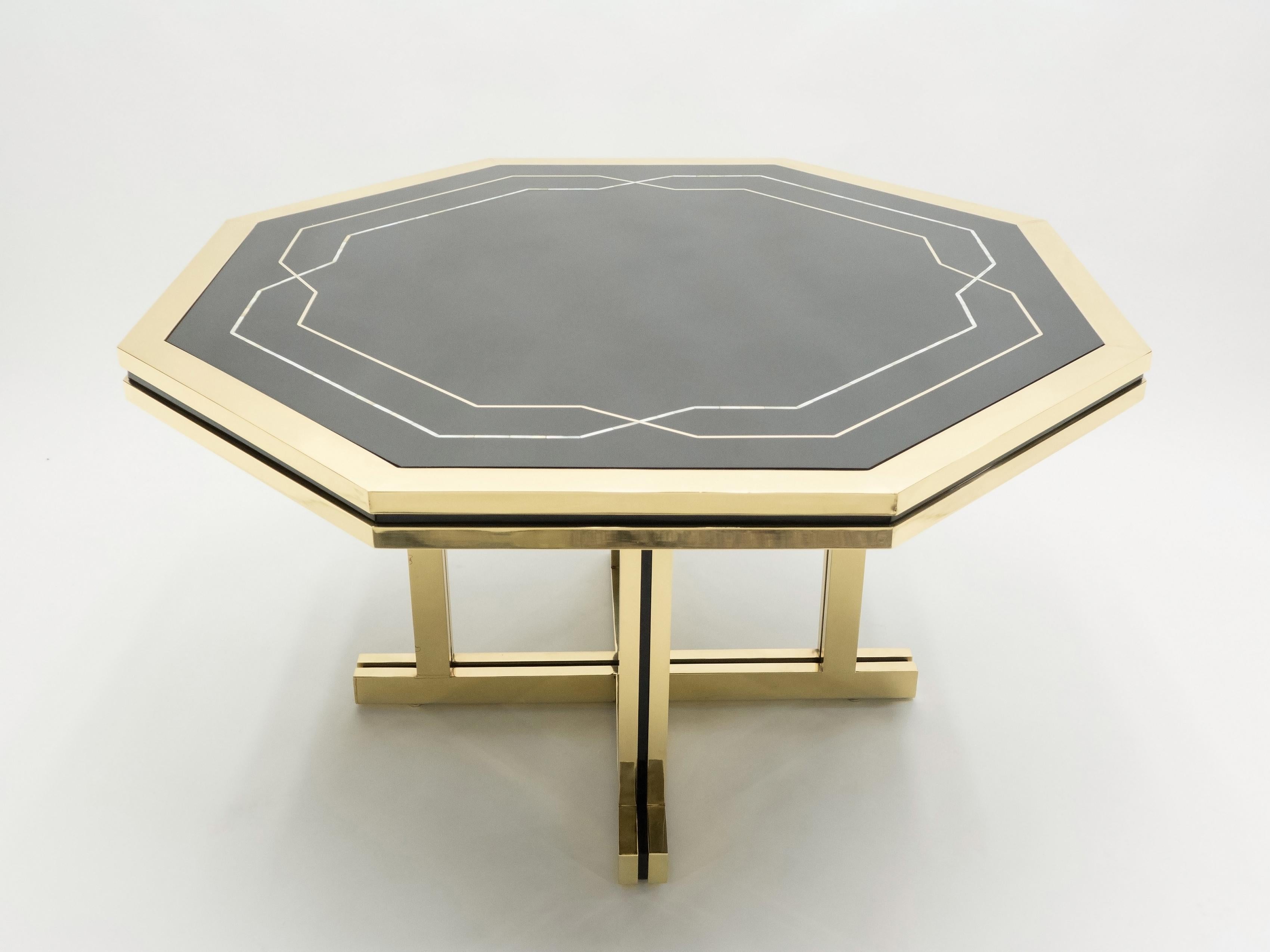 Unique Black Lacquer and Brass Maison Jansen Dining Table, 1970s In Good Condition For Sale In Paris, IDF