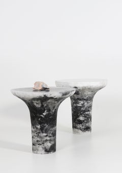 Gueridón único de sales negras jaspeadas de Roxane Lahidji