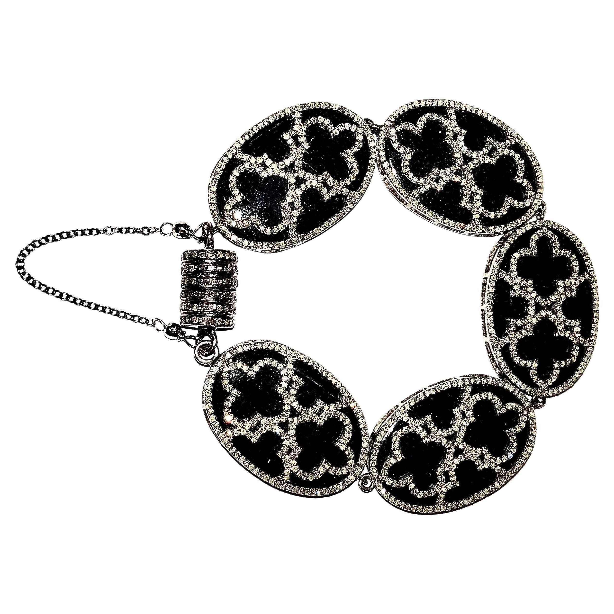 Contemporary Unique Black Onyx Ovals with Pave Diamonds Paradizia Bracelet For Sale