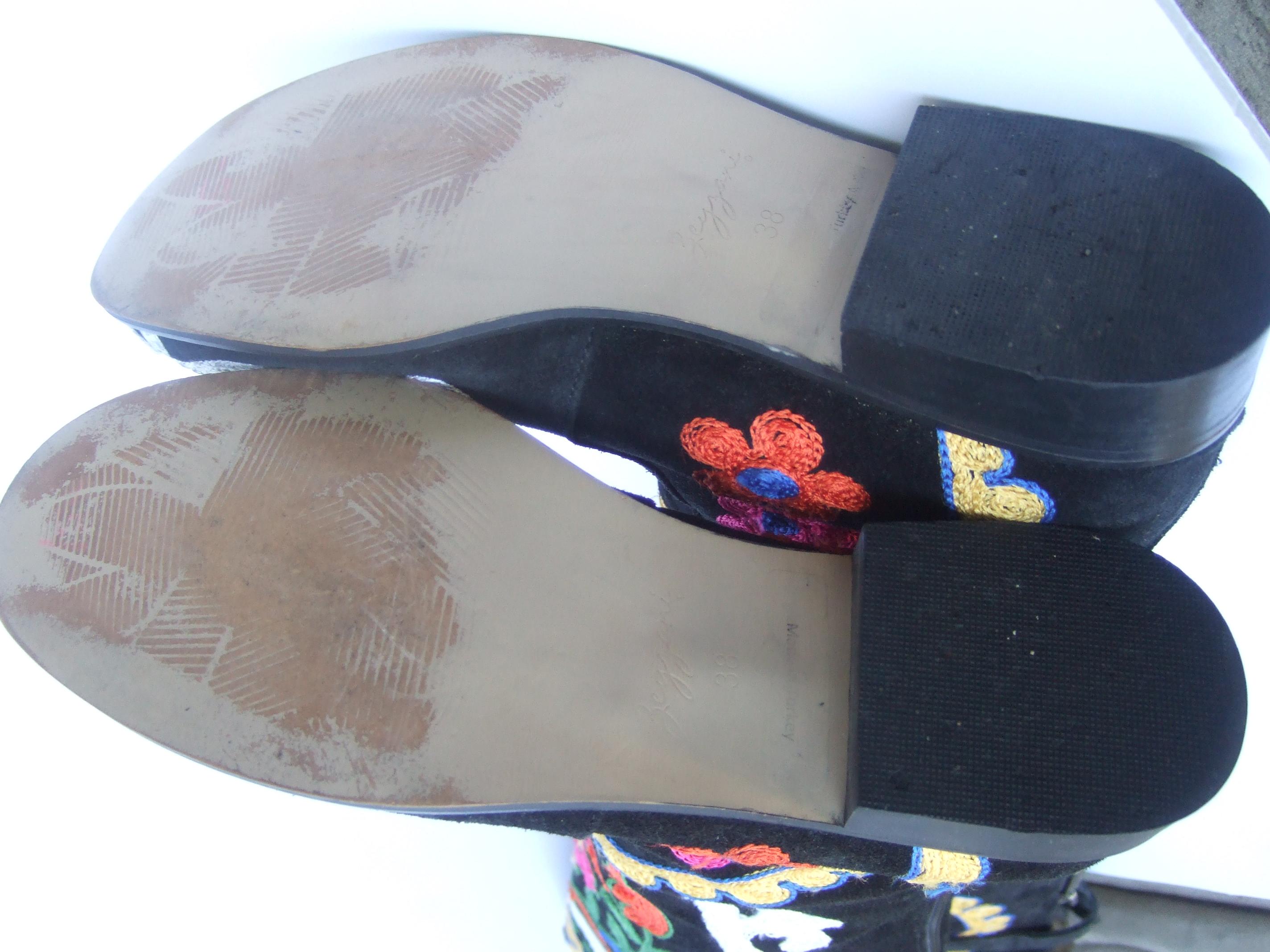 Unique Botas hasta la rodilla de ante negro con bordado floral Talla 38  21º C en venta 6