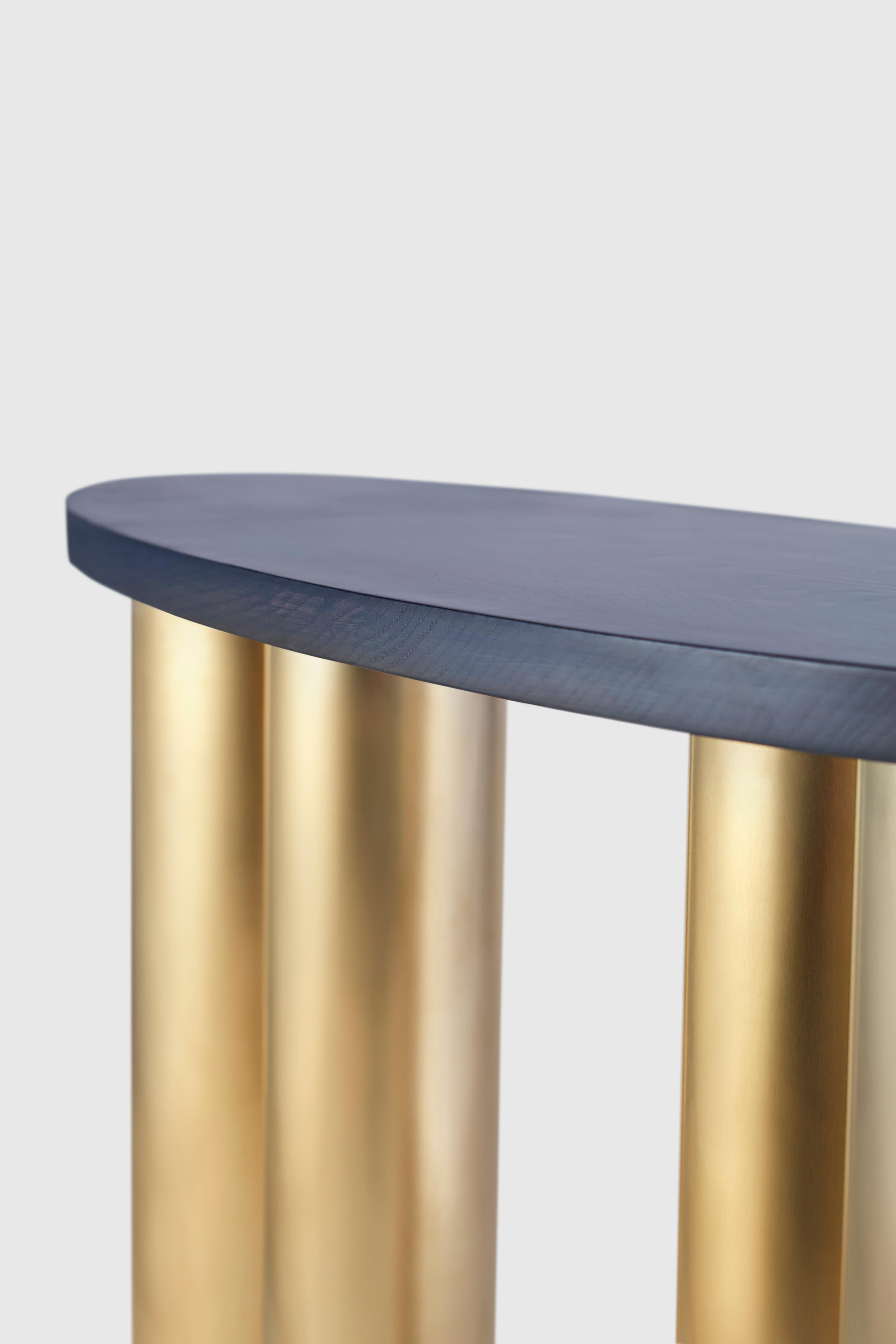 Modern Unique Bloom Table Gold by Hatsu