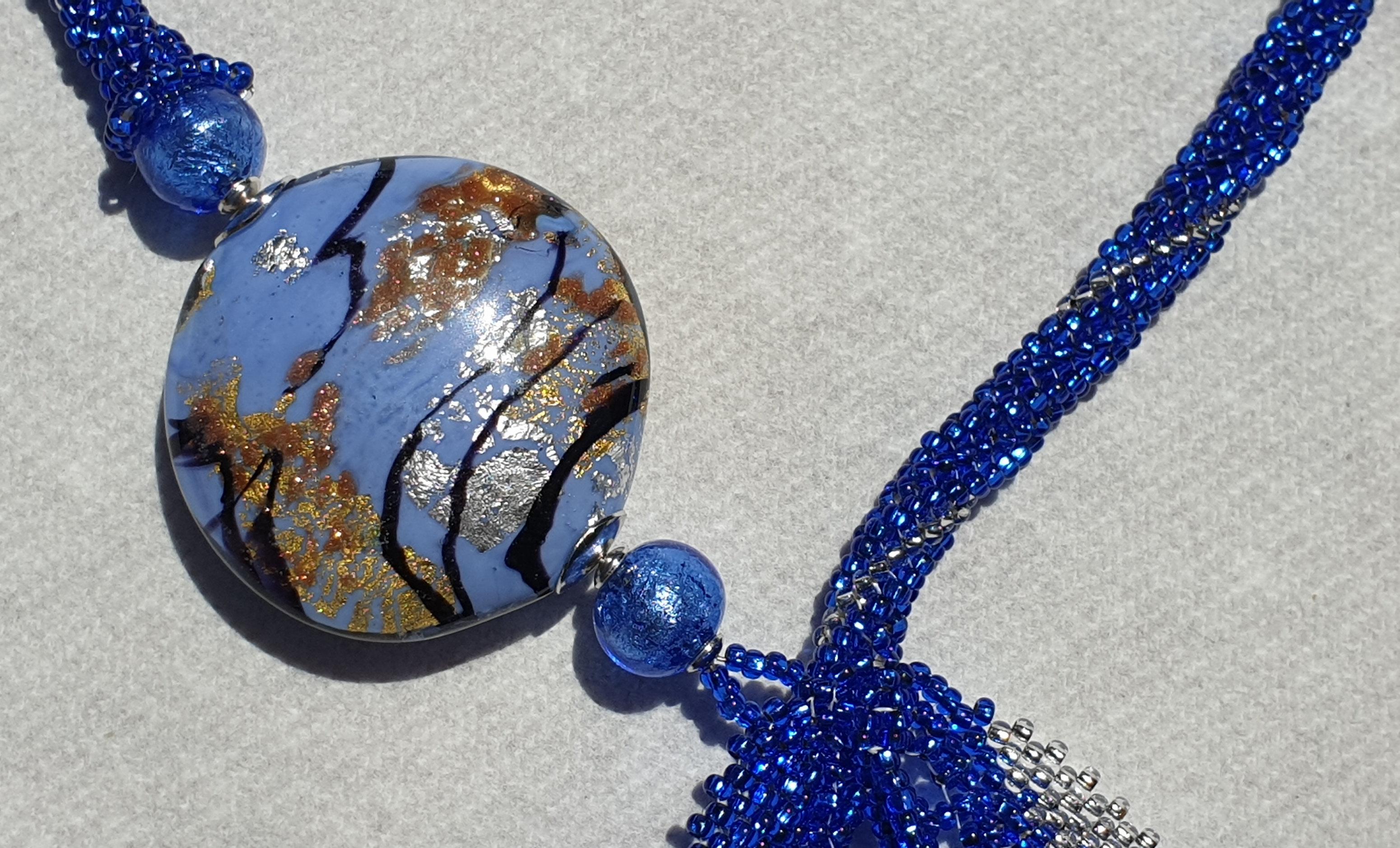 Perlenkette aus blauem Muranoglas in Blau  im Angebot 2