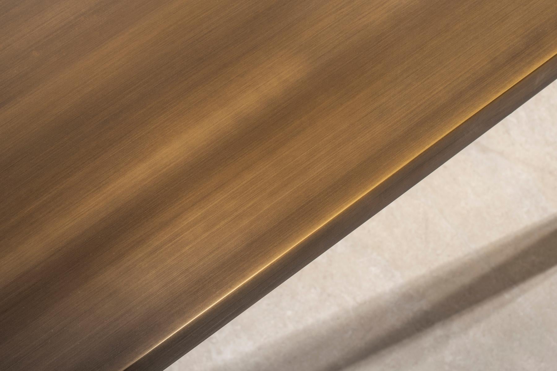 XXI secolo e contemporaneo Tavolo in Oak Oak di 4200 anni fa. Un pezzo unico disegnato da Terence Conran in vendita